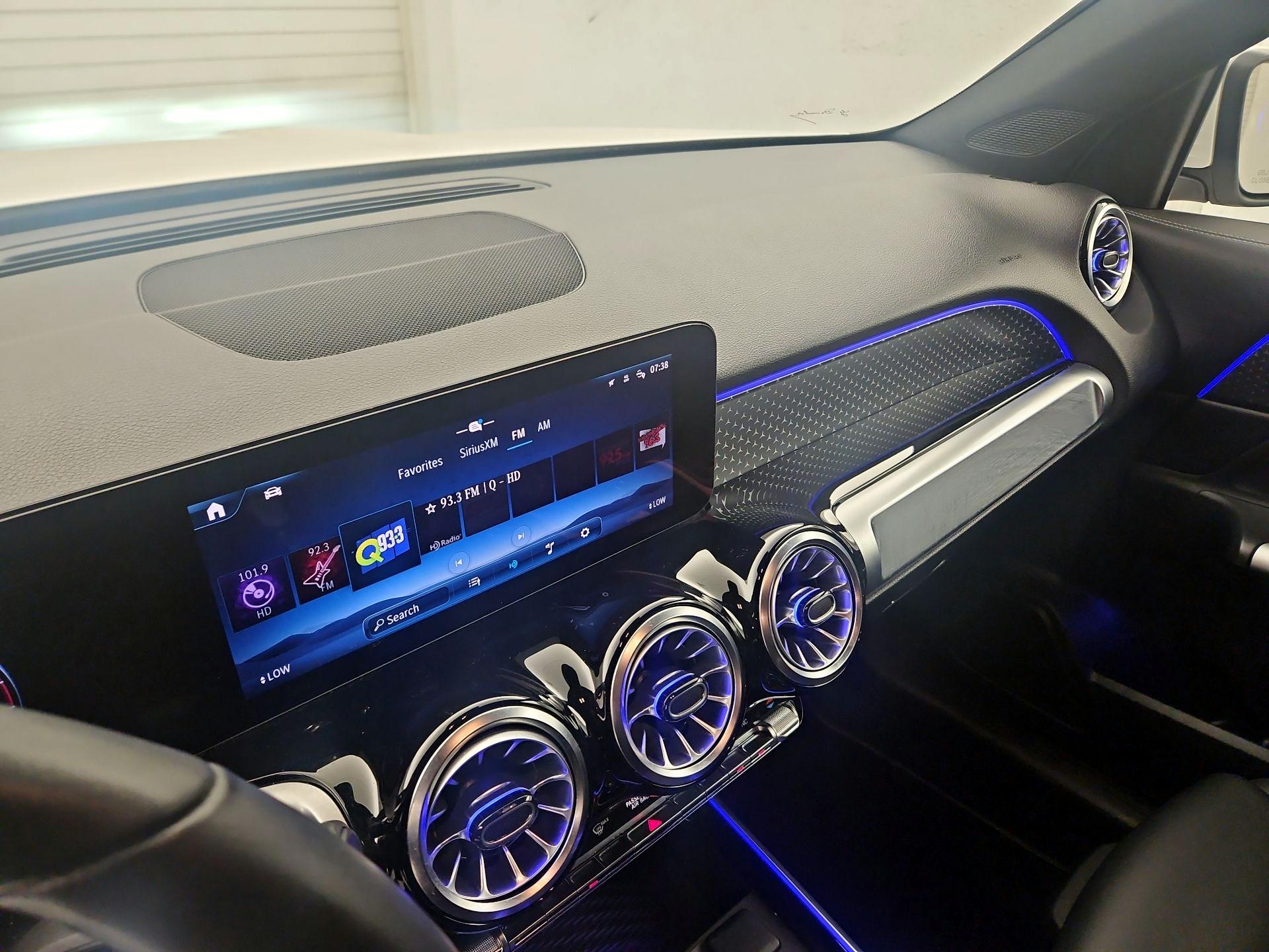 Thumbnail: 2024 Mercedes-Benz GLB - 13