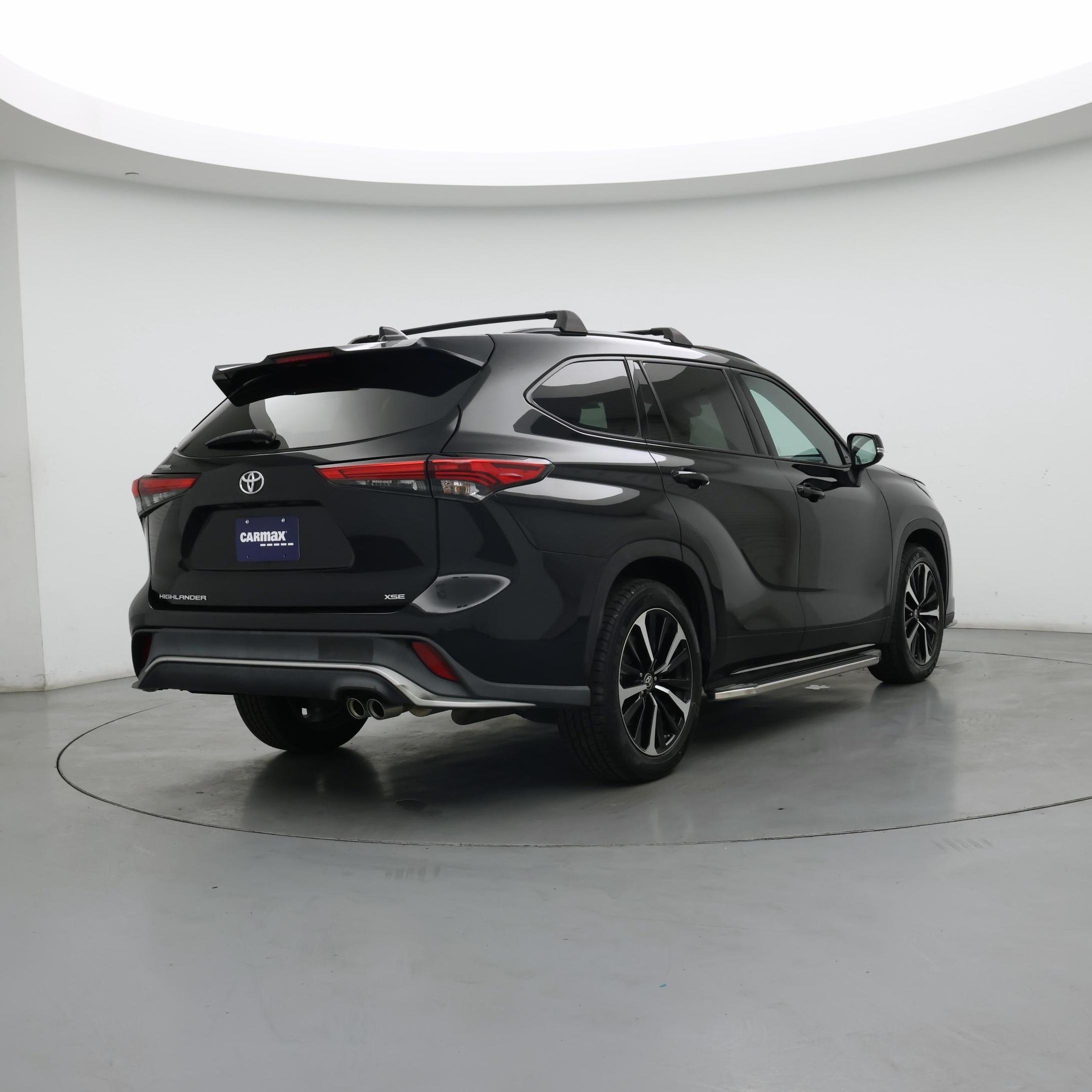 Thumbnail: 2021 Toyota Highlander - 8