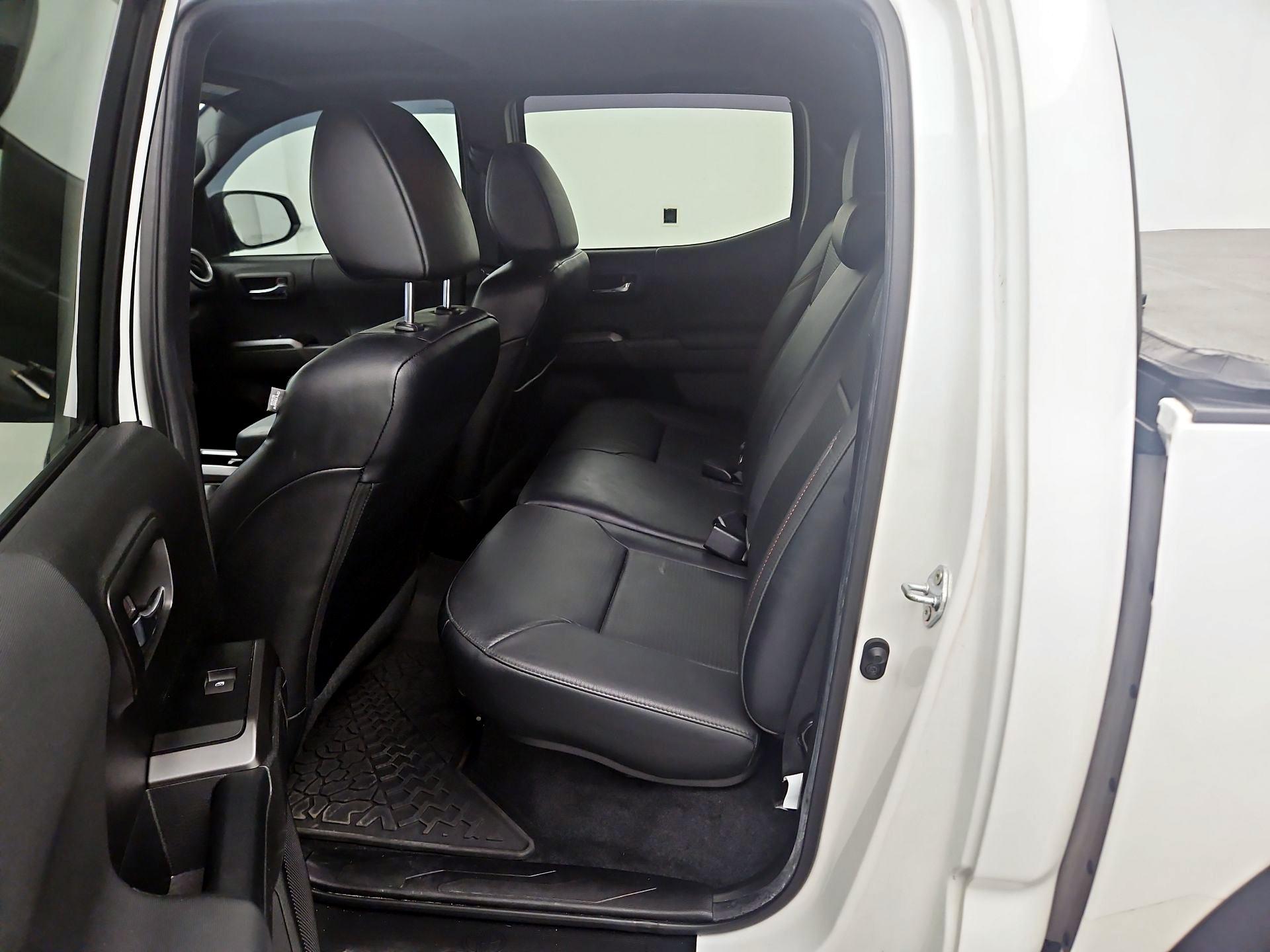 Thumbnail: 2022 Toyota Tacoma - 19