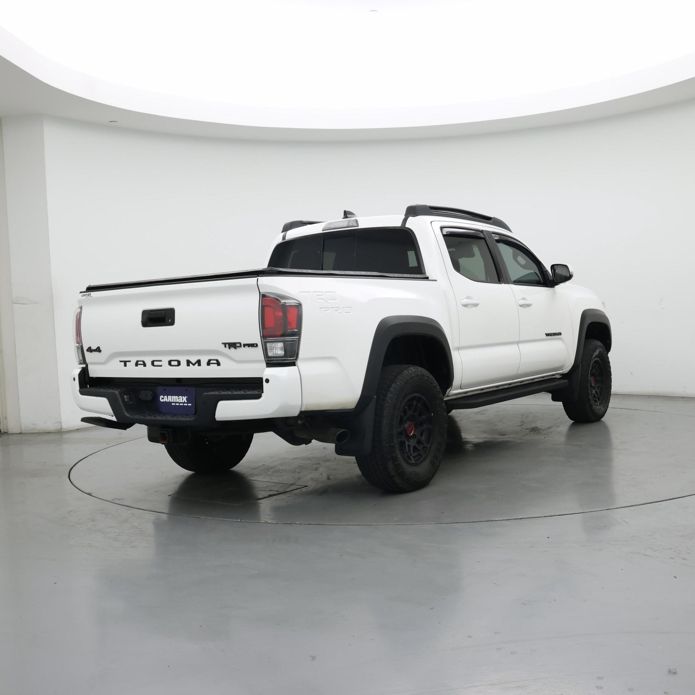 Thumbnail: 2022 Toyota Tacoma - 8