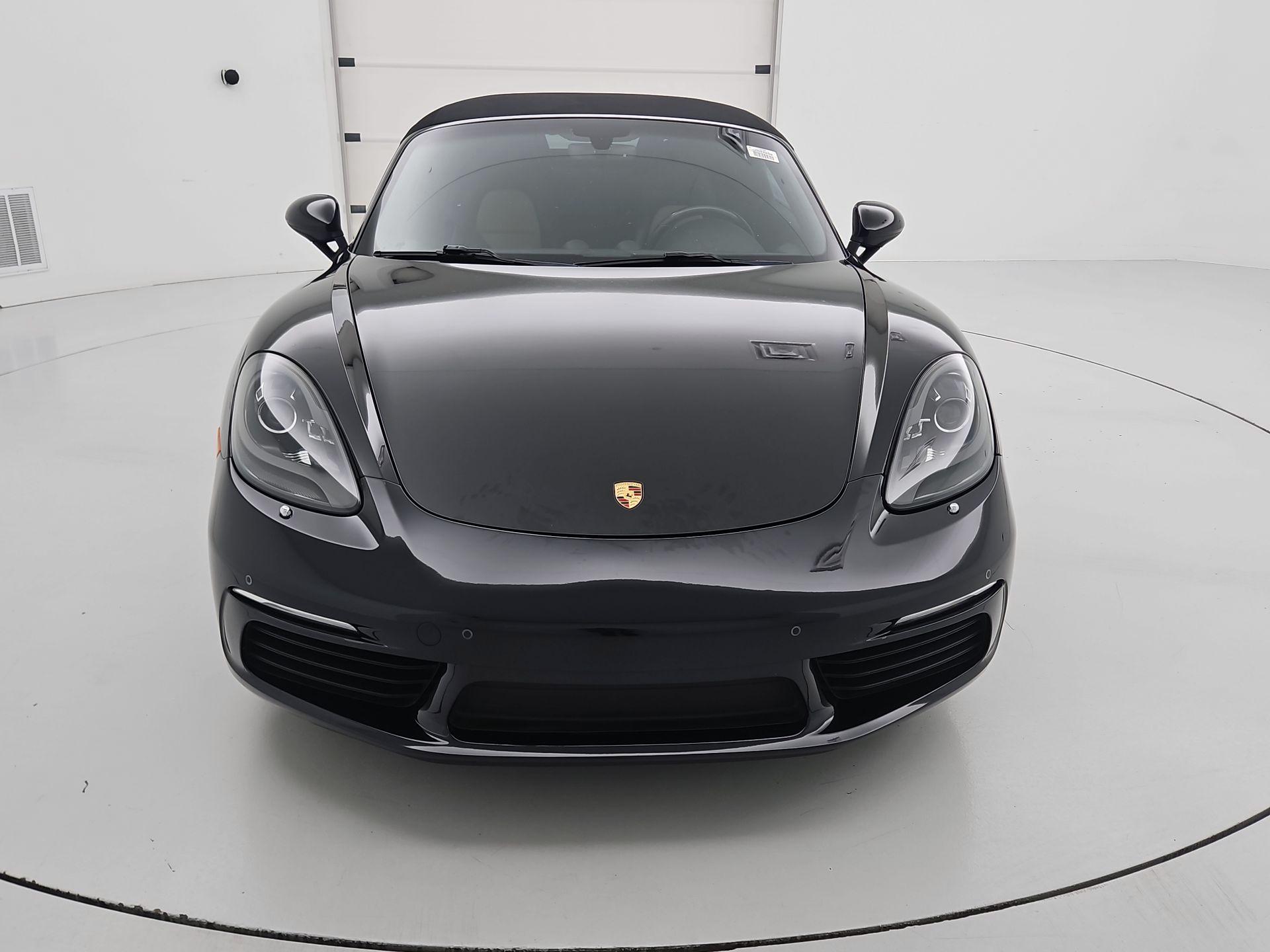 Thumbnail: 2018 Porsche 718 Boxster - 2