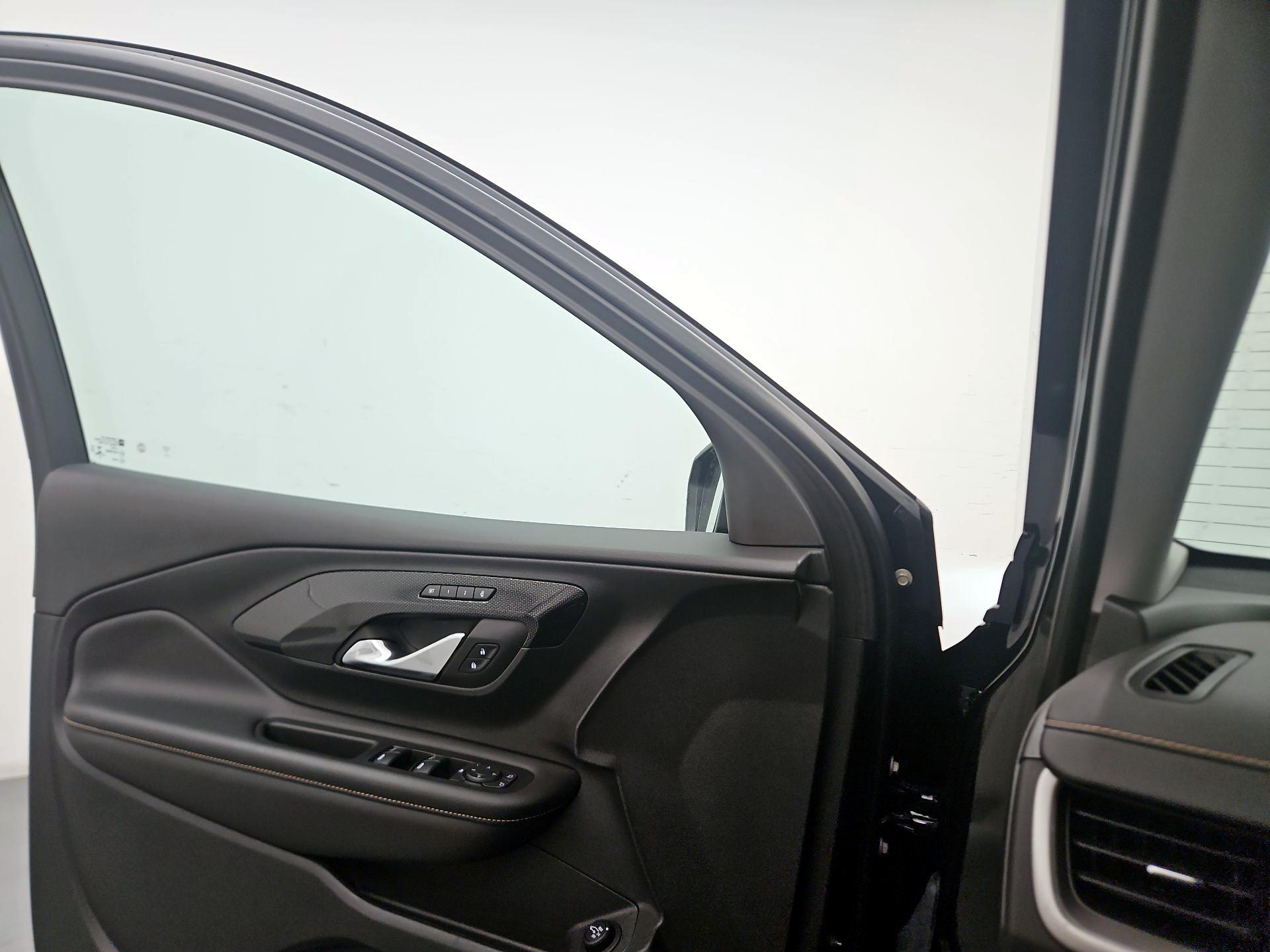 Thumbnail: 2023 GMC Terrain - 12