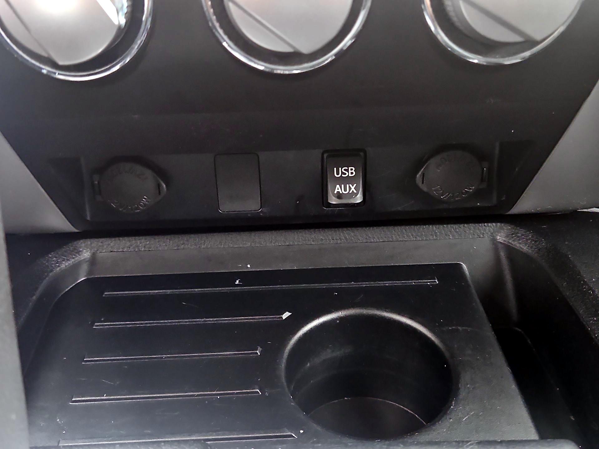 Thumbnail: 2017 Toyota Tundra - 19