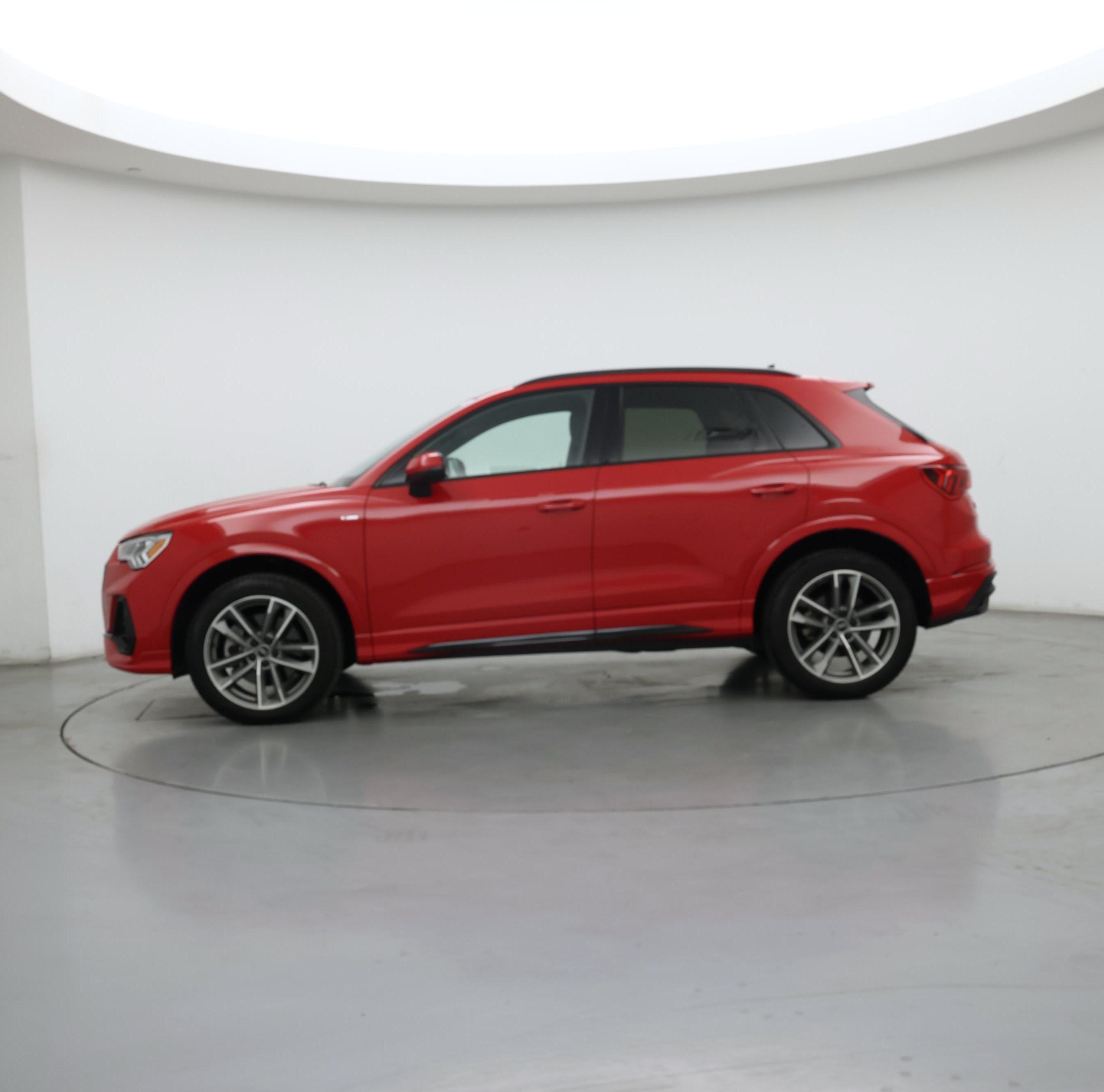 Thumbnail: 2024 Audi Q3 - 3