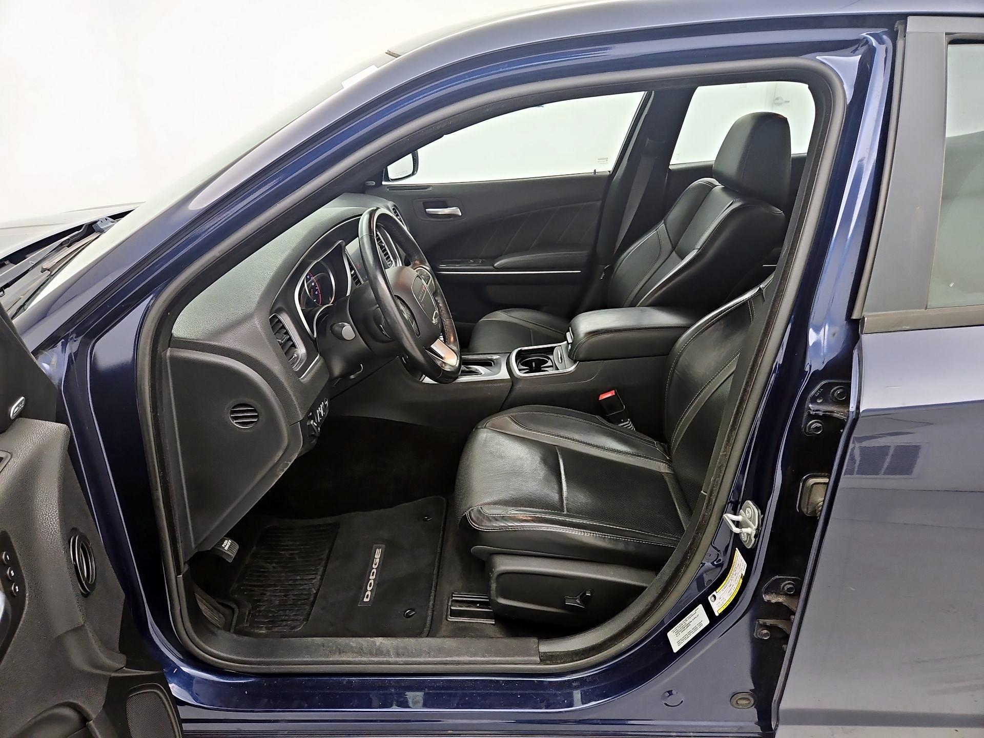 Thumbnail: 2016 Dodge Charger - 11