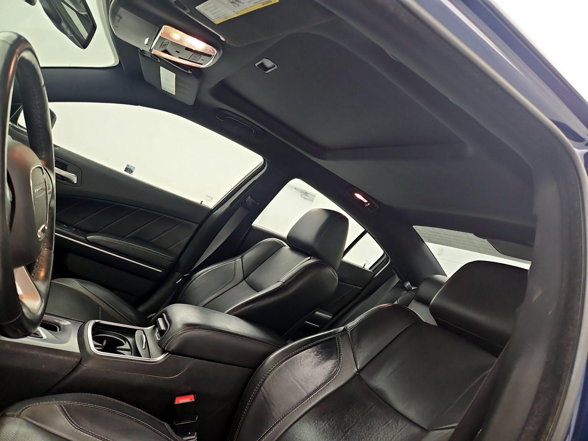 Thumbnail: 2016 Dodge Charger - 19