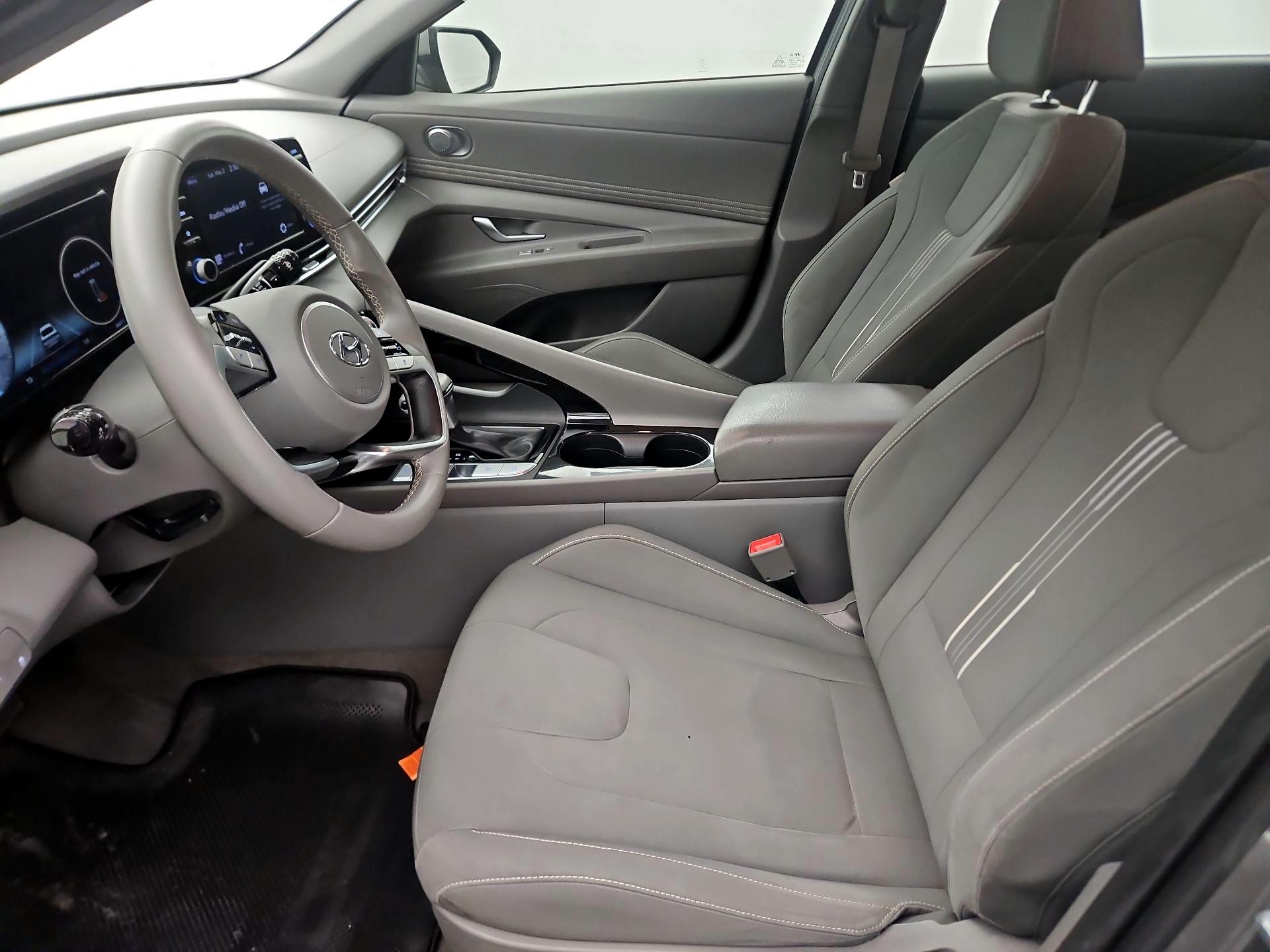 Thumbnail: 2021 Hyundai Elantra - 11