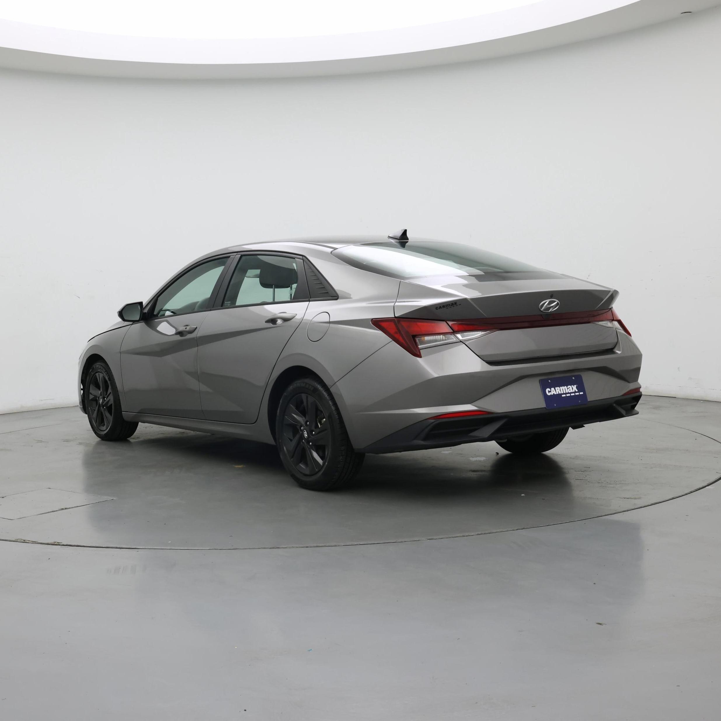 Thumbnail: 2021 Hyundai Elantra - 2