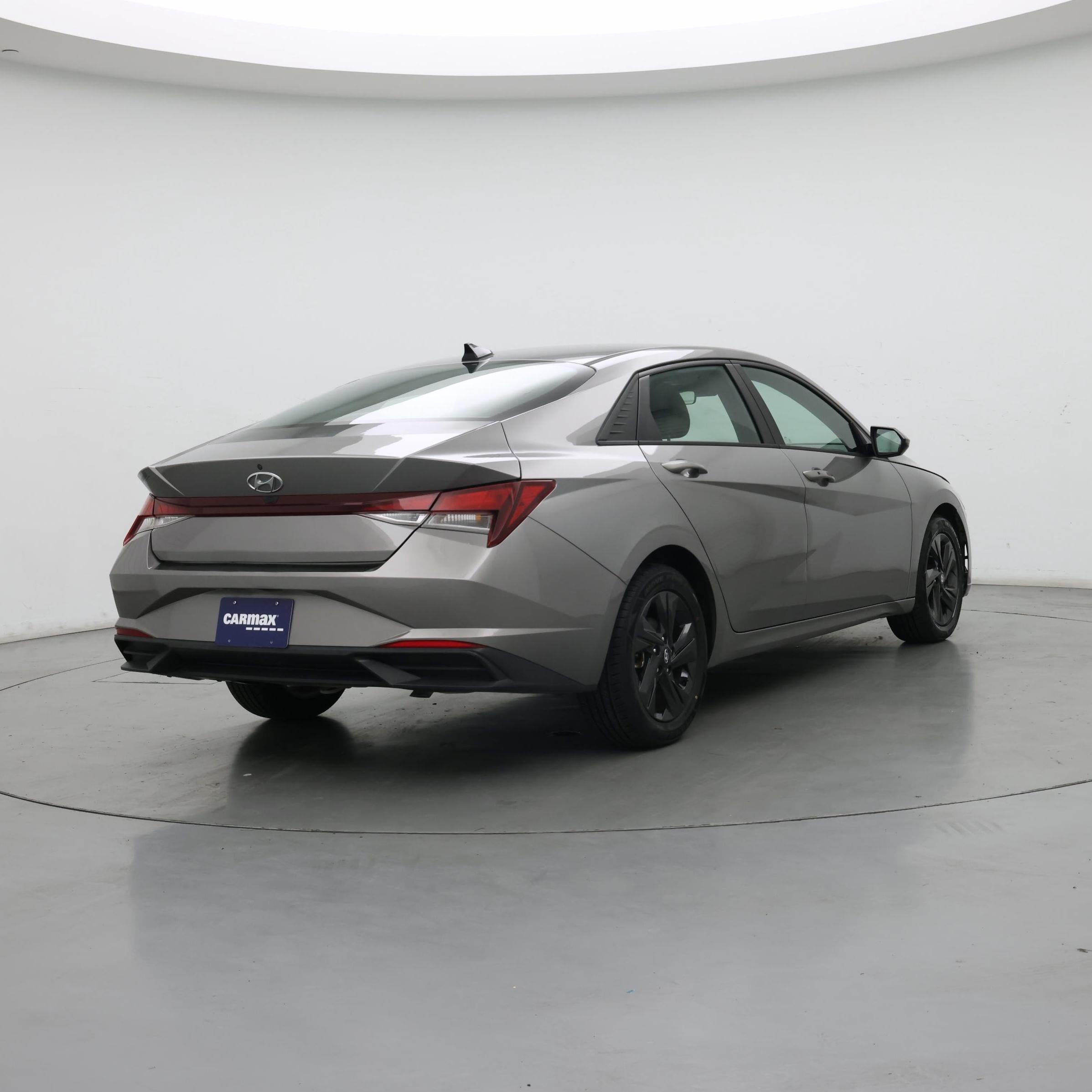 Thumbnail: 2021 Hyundai Elantra - 8