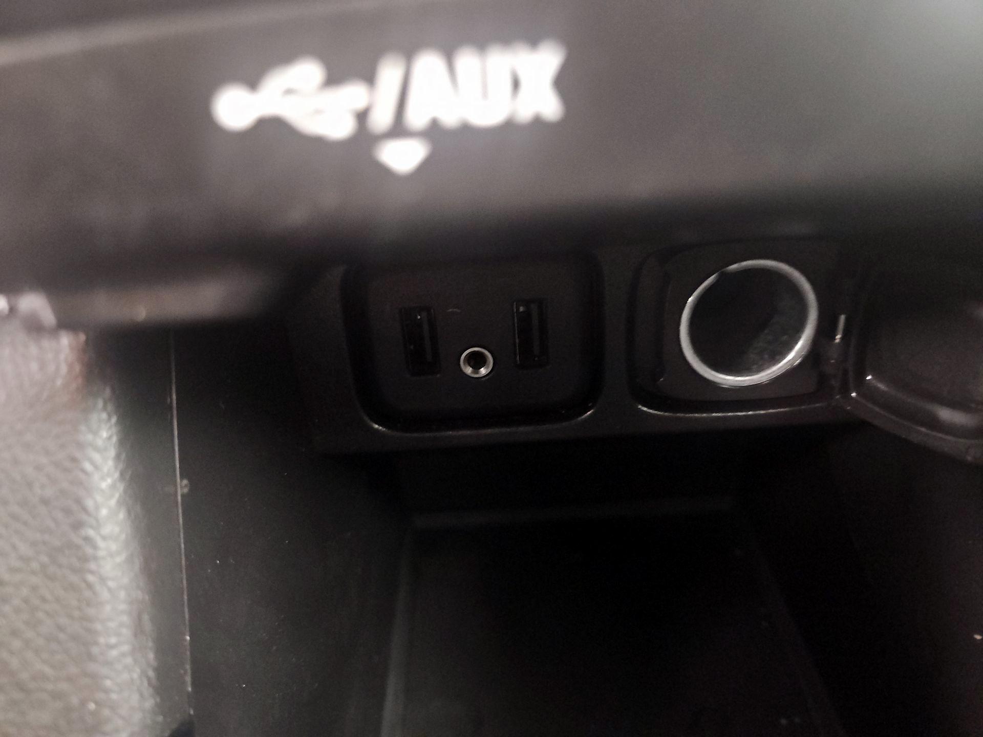 Thumbnail: 2019 Buick Encore - 18