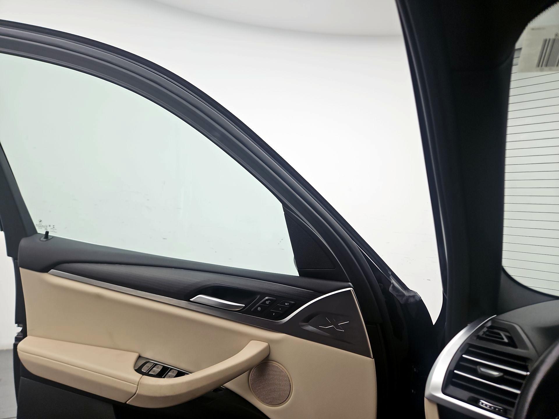 Thumbnail: 2022 BMW X3 - 12