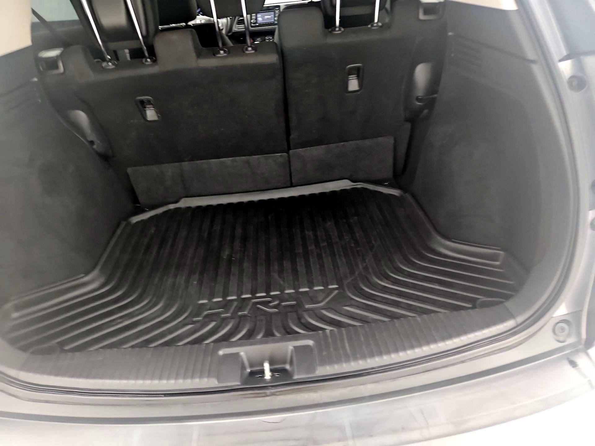 Thumbnail: 2016 Honda HR-V - 20