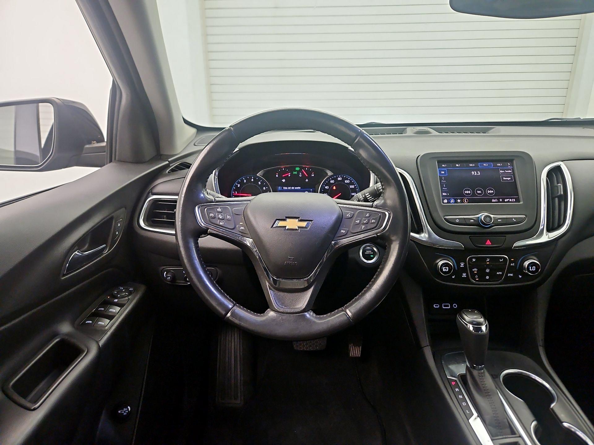 Thumbnail: 2020 Chevrolet Equinox - 10