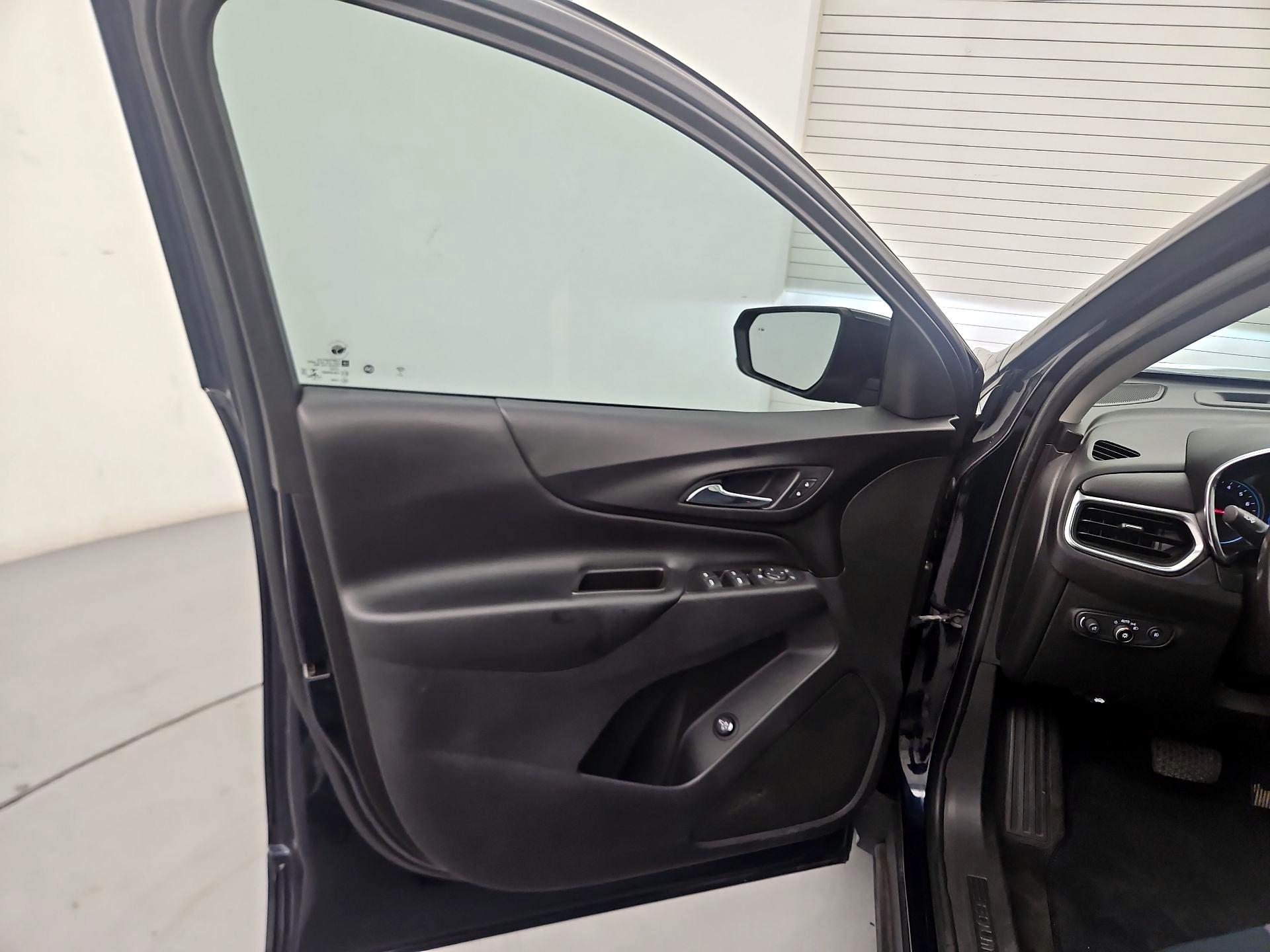 Thumbnail: 2020 Chevrolet Equinox - 12