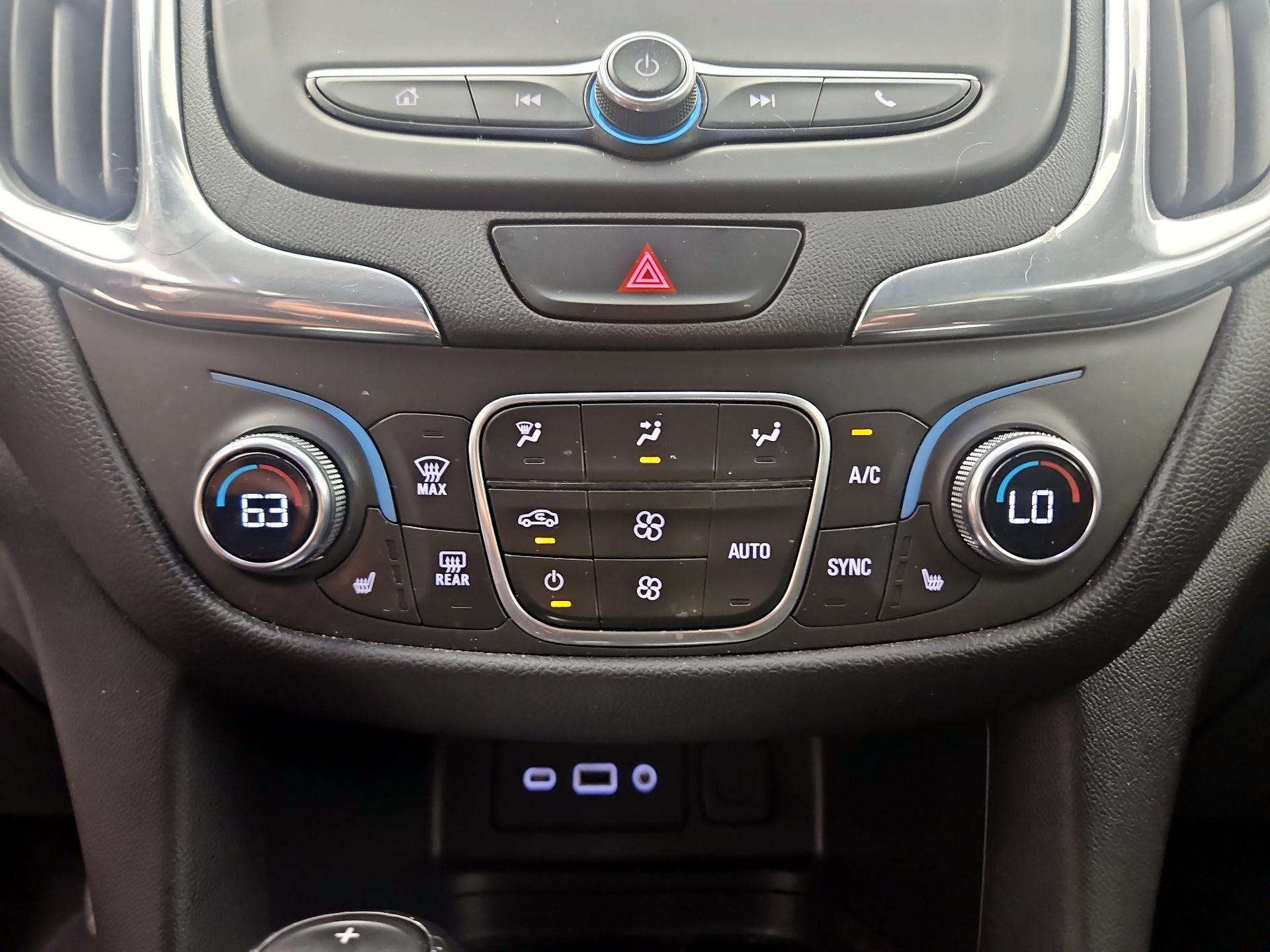 Thumbnail: 2020 Chevrolet Equinox - 16