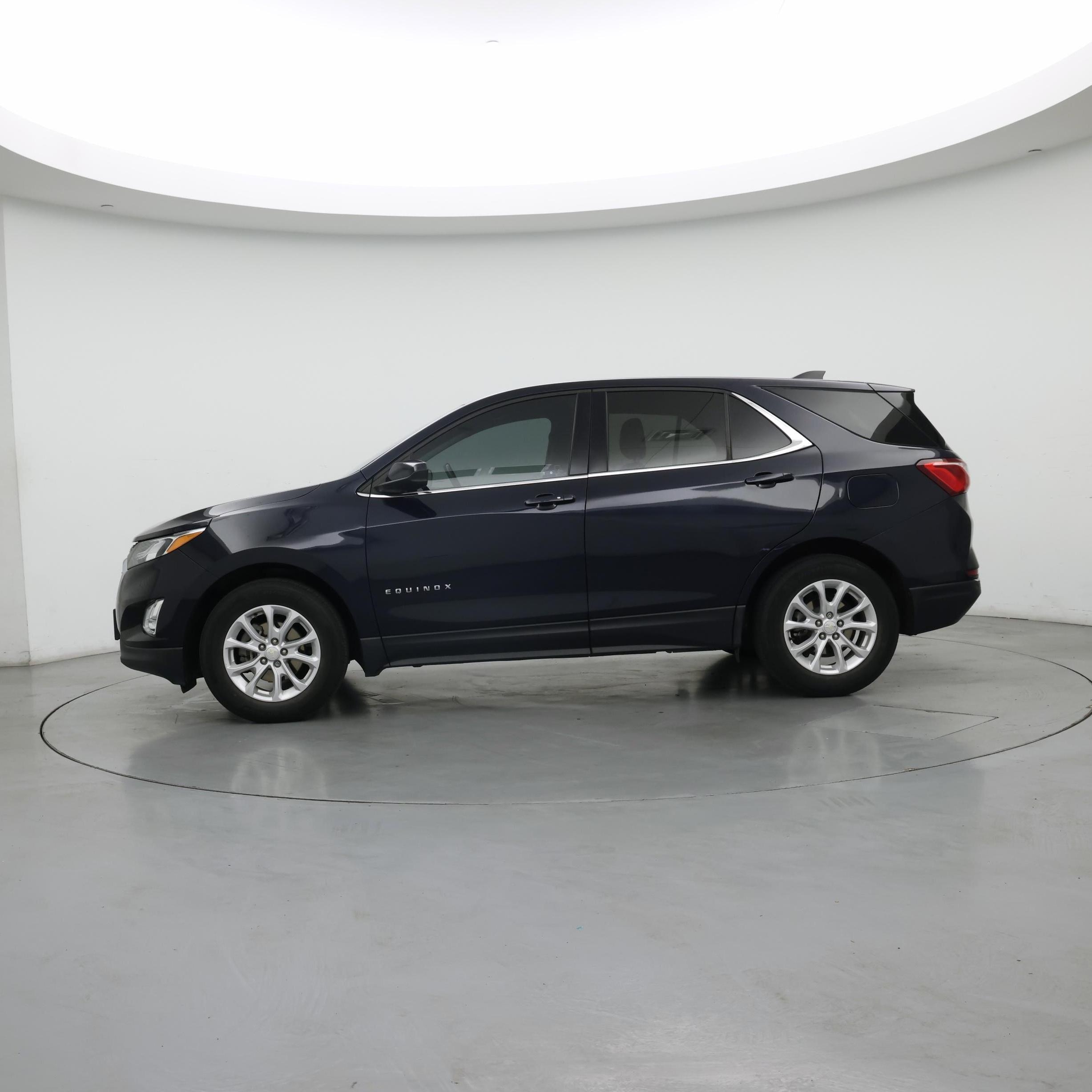 Thumbnail: 2020 Chevrolet Equinox - 3
