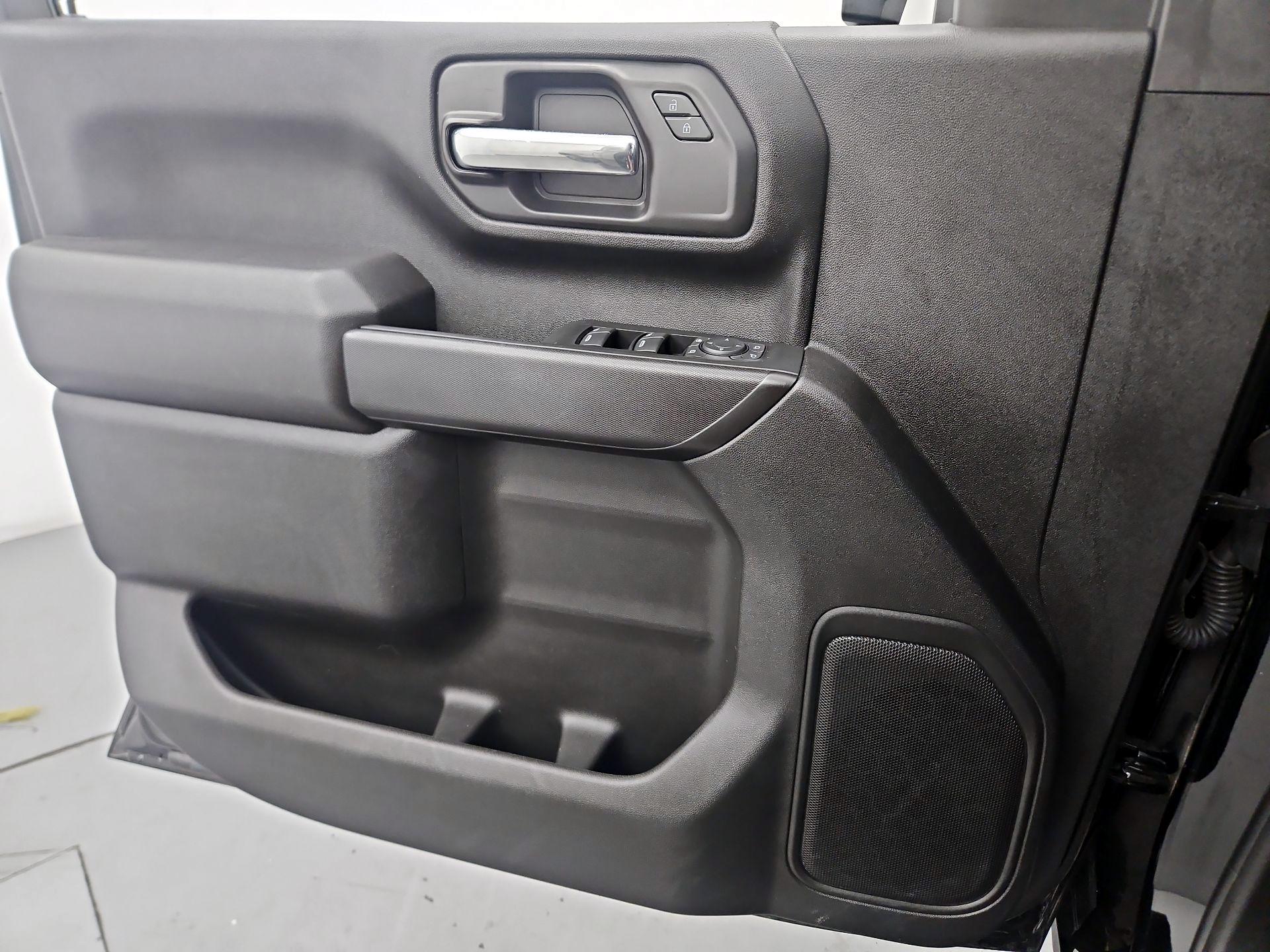 Thumbnail: 2024 Chevrolet Silverado 2500 - 12