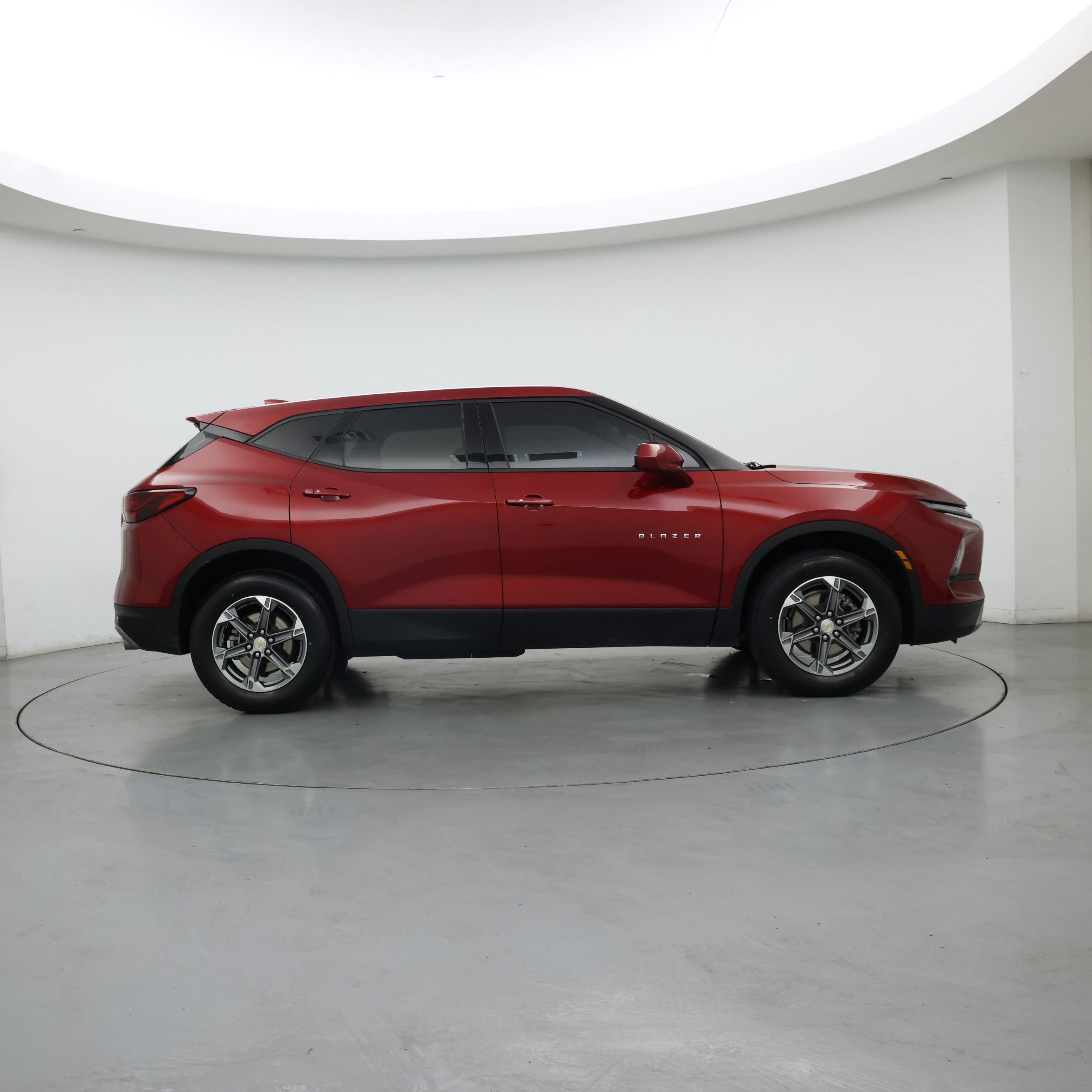 Thumbnail: 2023 Chevrolet Blazer - 7