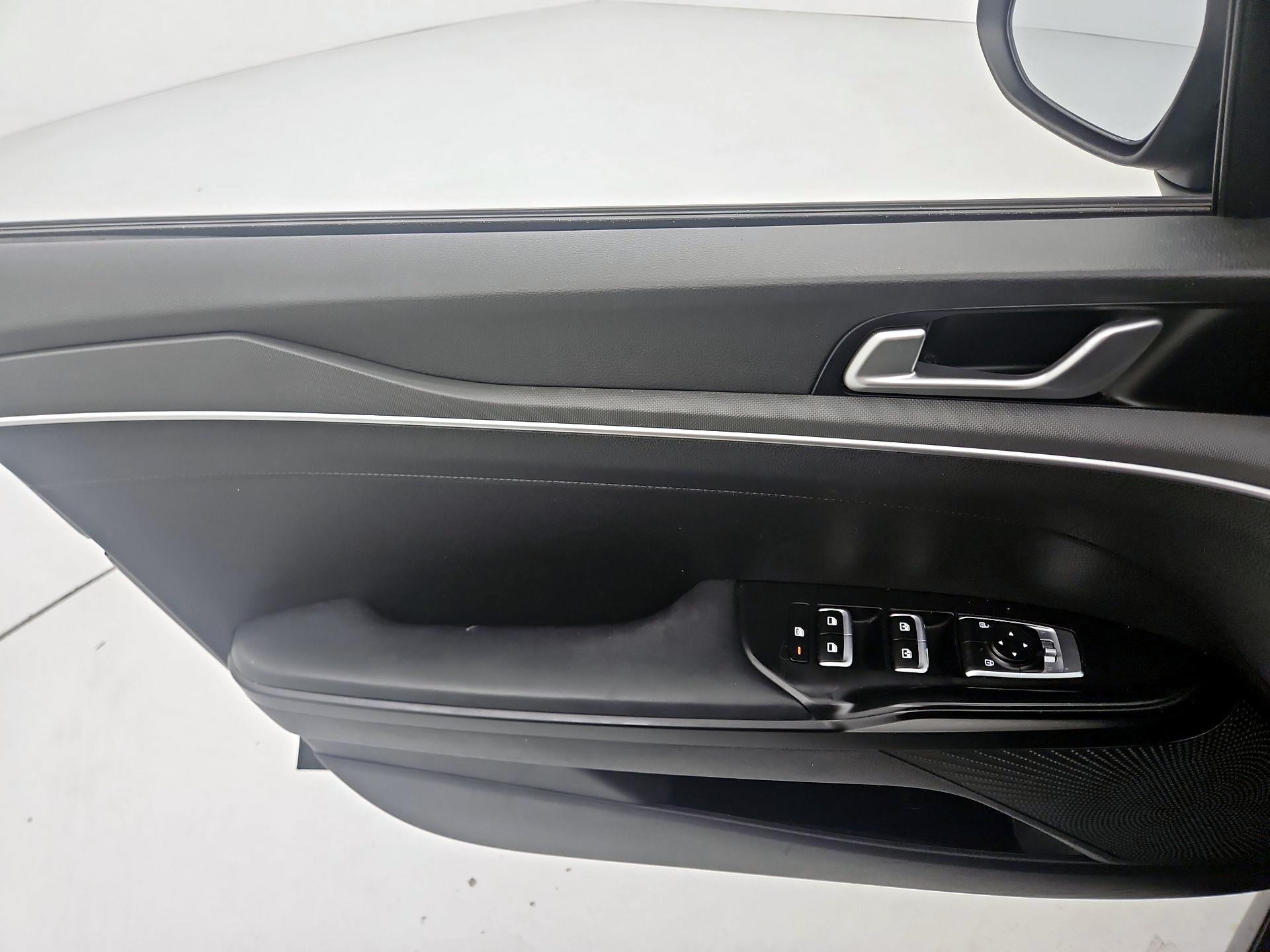Thumbnail: 2022 Kia K5 - 12