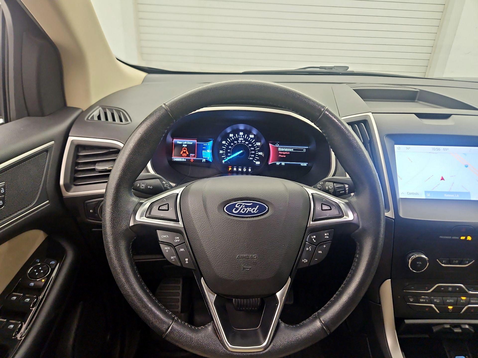 Thumbnail: 2020 Ford Edge - 10