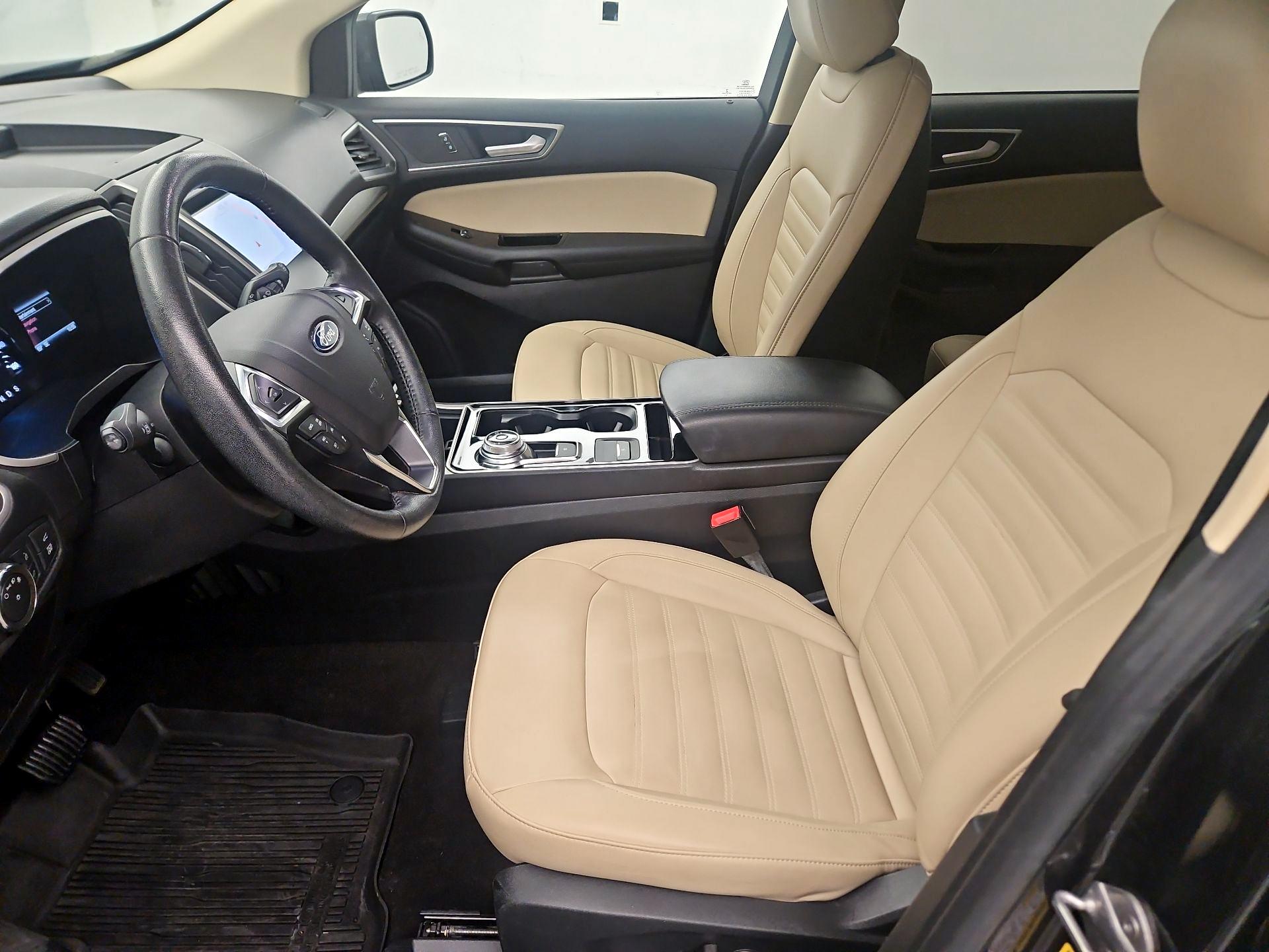 Thumbnail: 2020 Ford Edge - 11