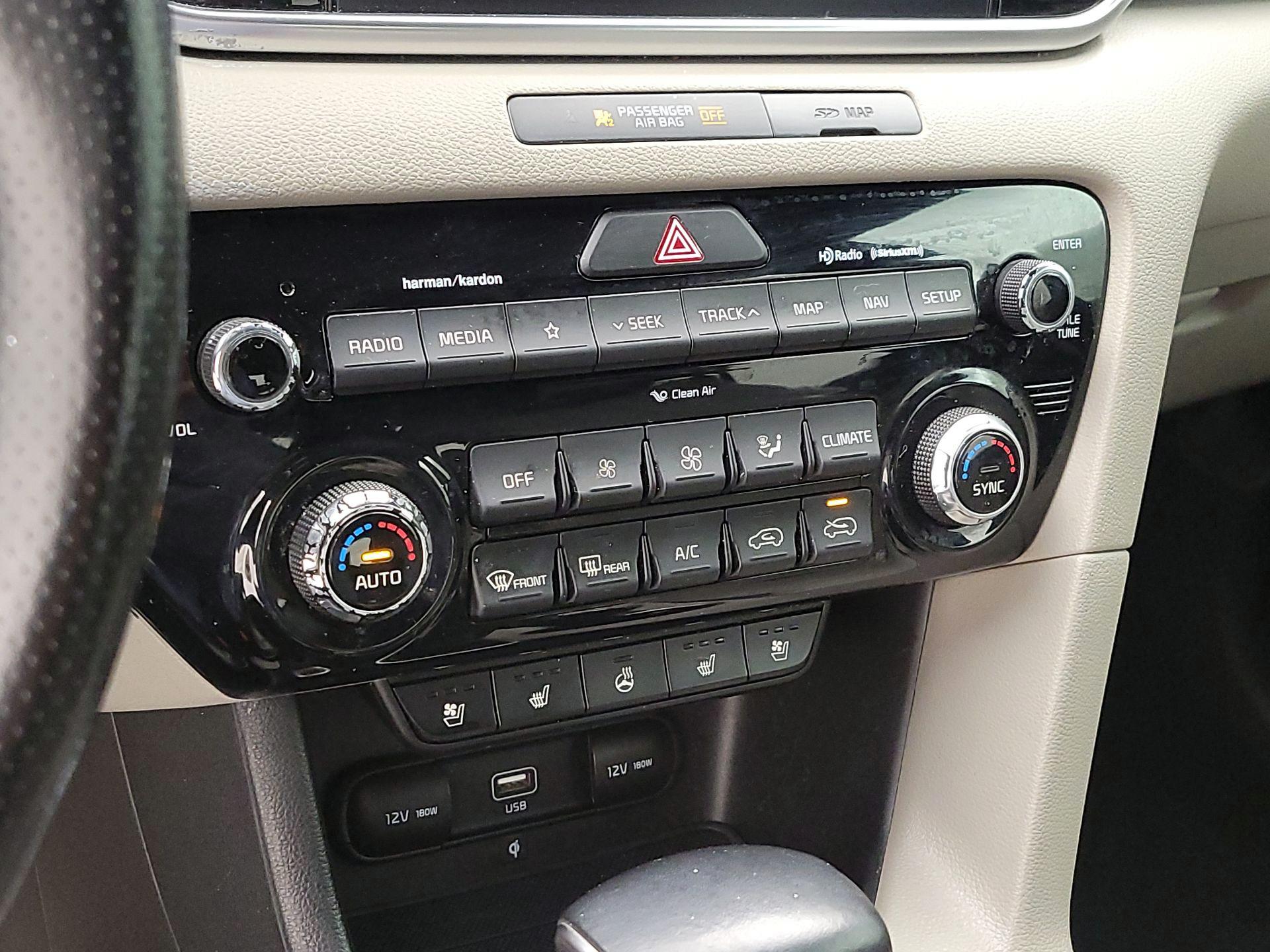 Thumbnail: 2020 Kia Sportage - 16