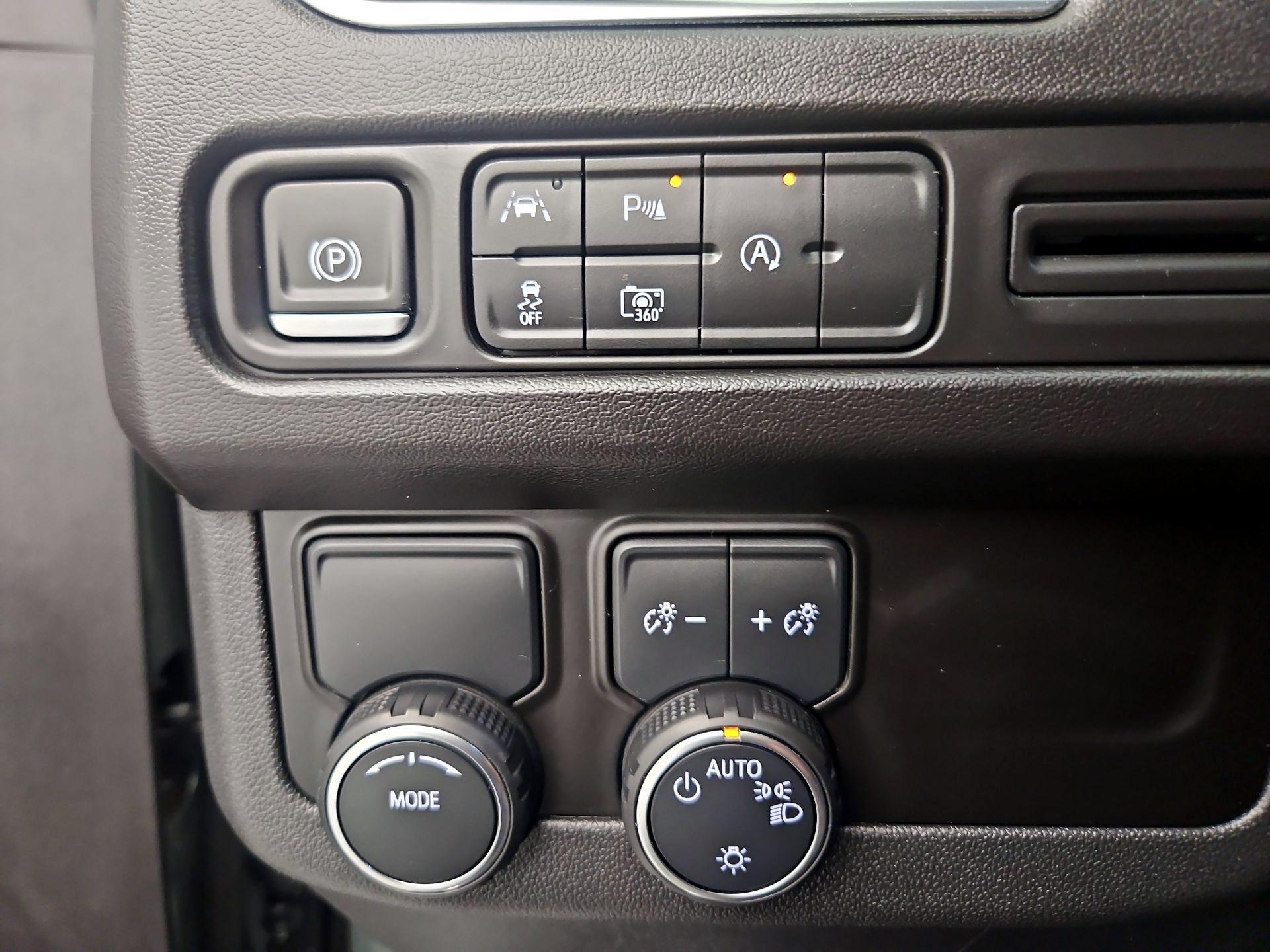 Thumbnail: 2024 Chevrolet Tahoe - 13