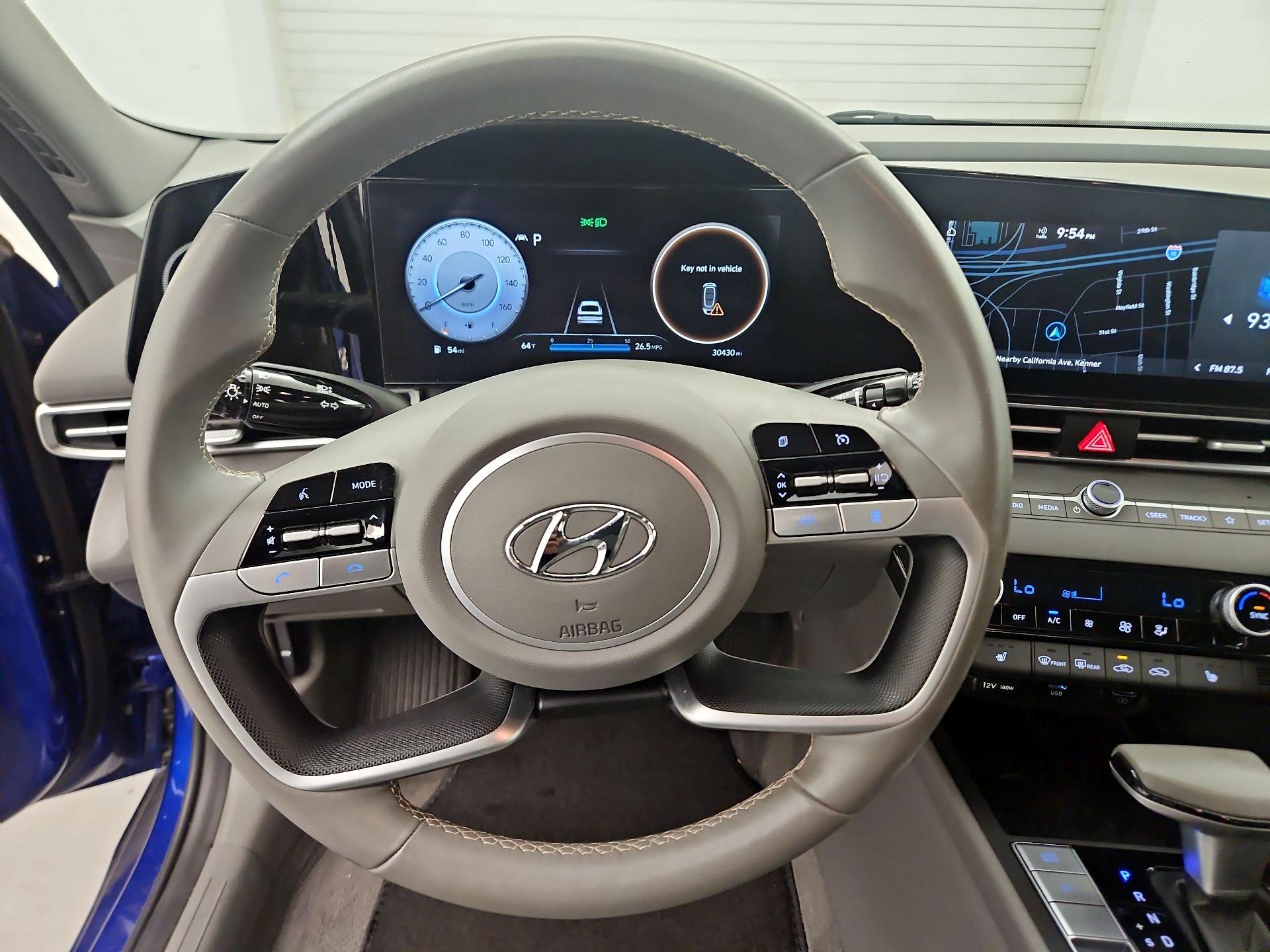 Thumbnail: 2023 Hyundai Elantra - 10