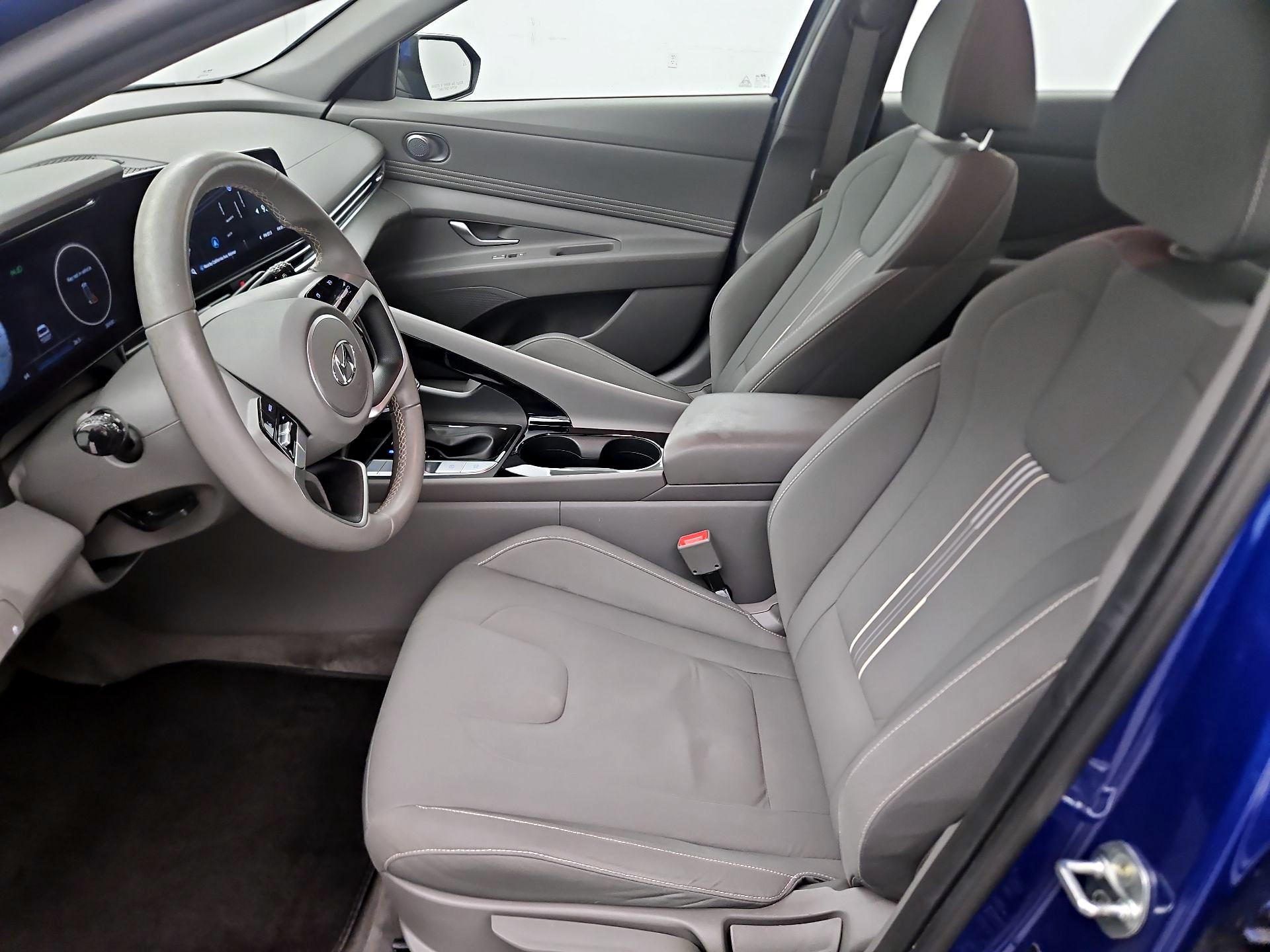 Thumbnail: 2023 Hyundai Elantra - 11