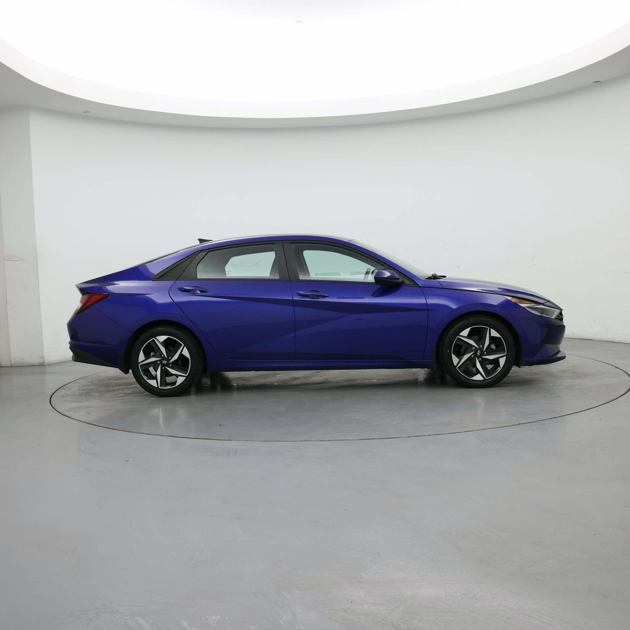 Thumbnail: 2023 Hyundai Elantra - 7