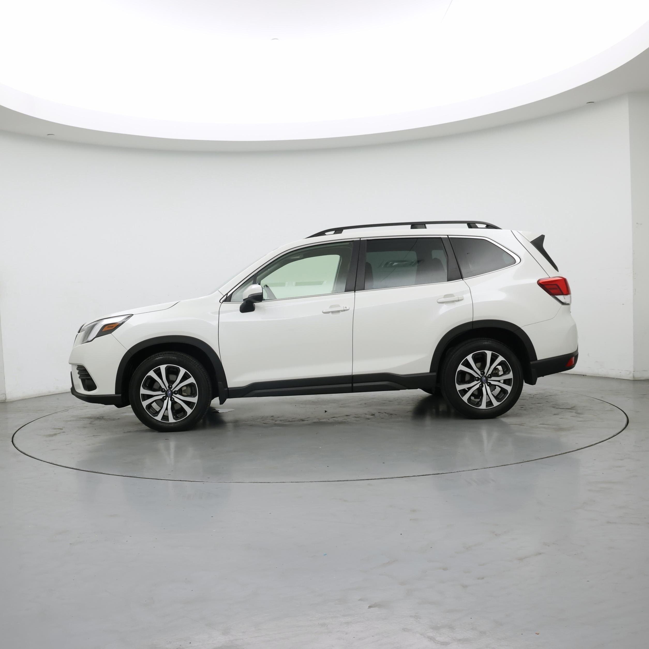 Thumbnail: 2023 Subaru Forester - 3