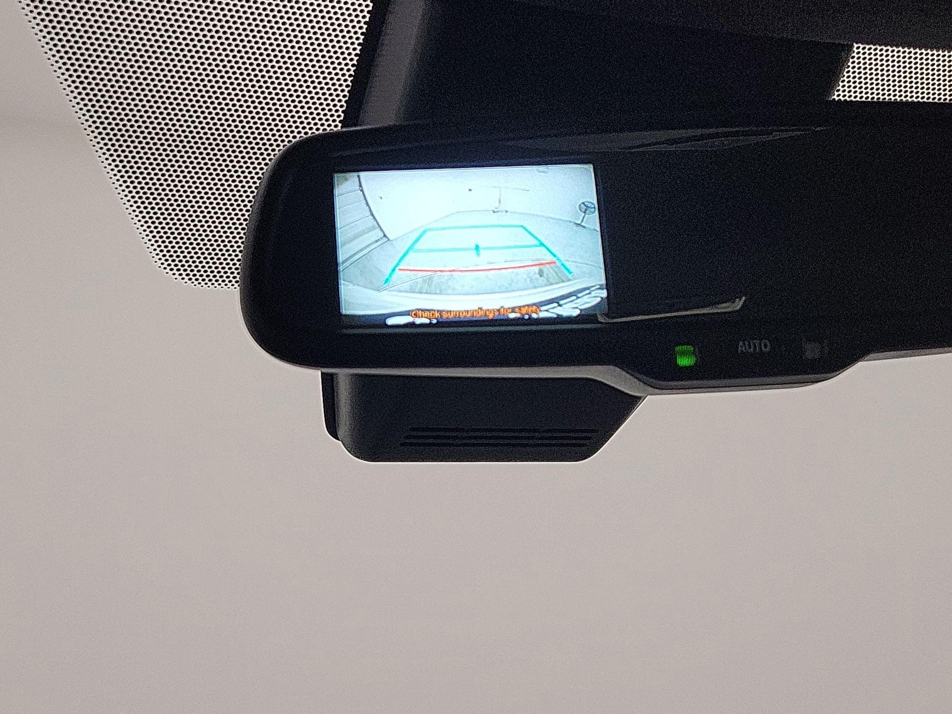 Thumbnail: 2018 Toyota C-HR - 14