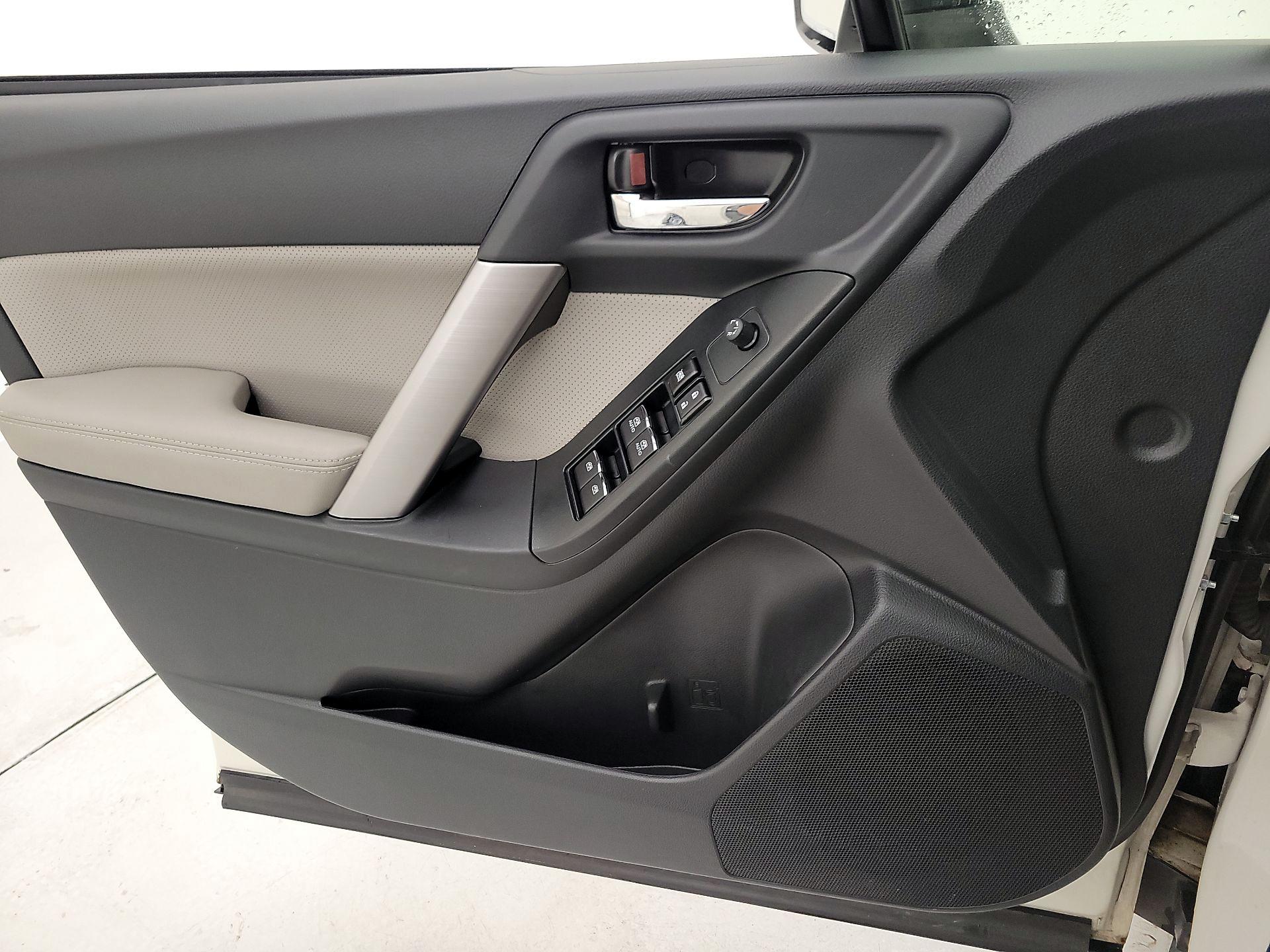 Thumbnail: 2018 Subaru Forester - 12