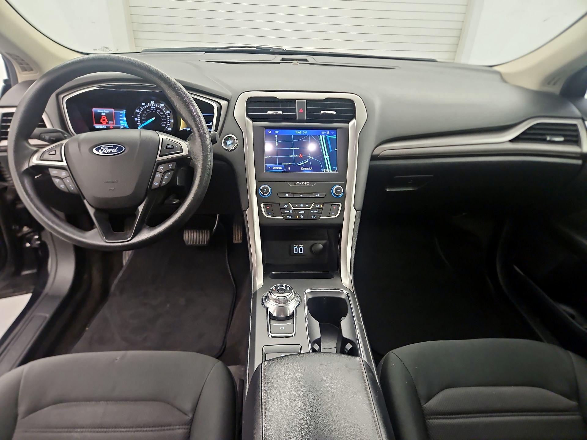 Thumbnail: 2020 Ford Fusion - 9