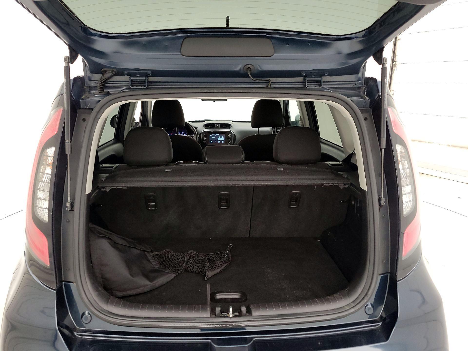 Thumbnail: 2018 Kia Soul - 16