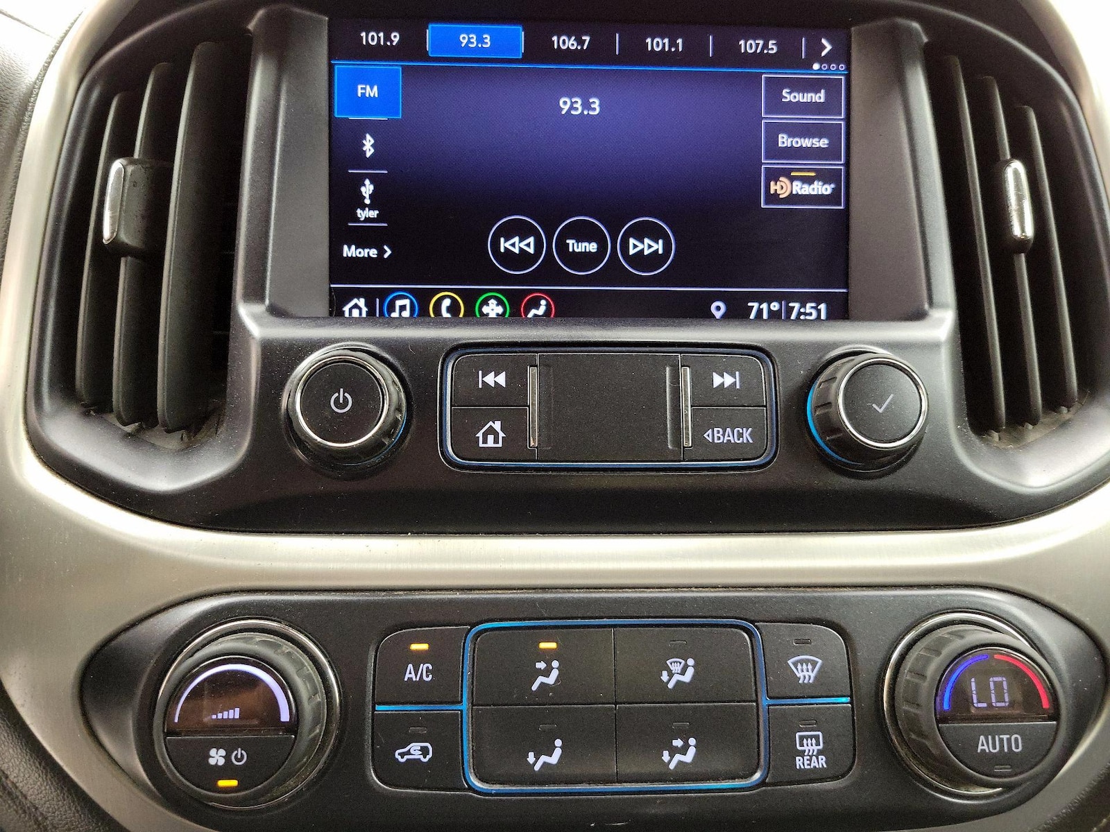 2020 GMC Canyon SLE - Photo 16