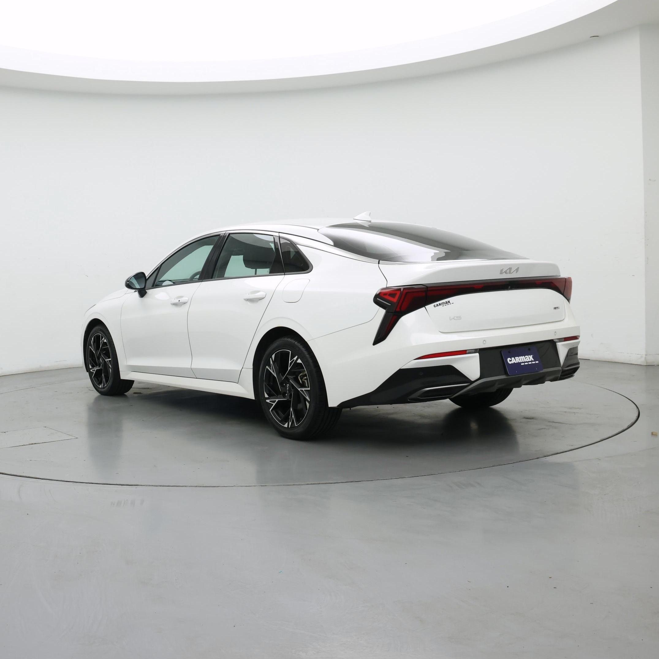 Thumbnail: 2025 Kia K5 - 2