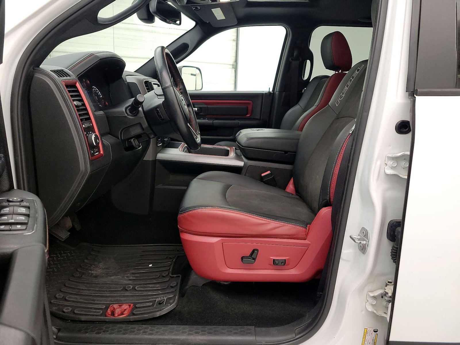 2016 RAM Ram 1500 Pickup Rebel - Photo 12