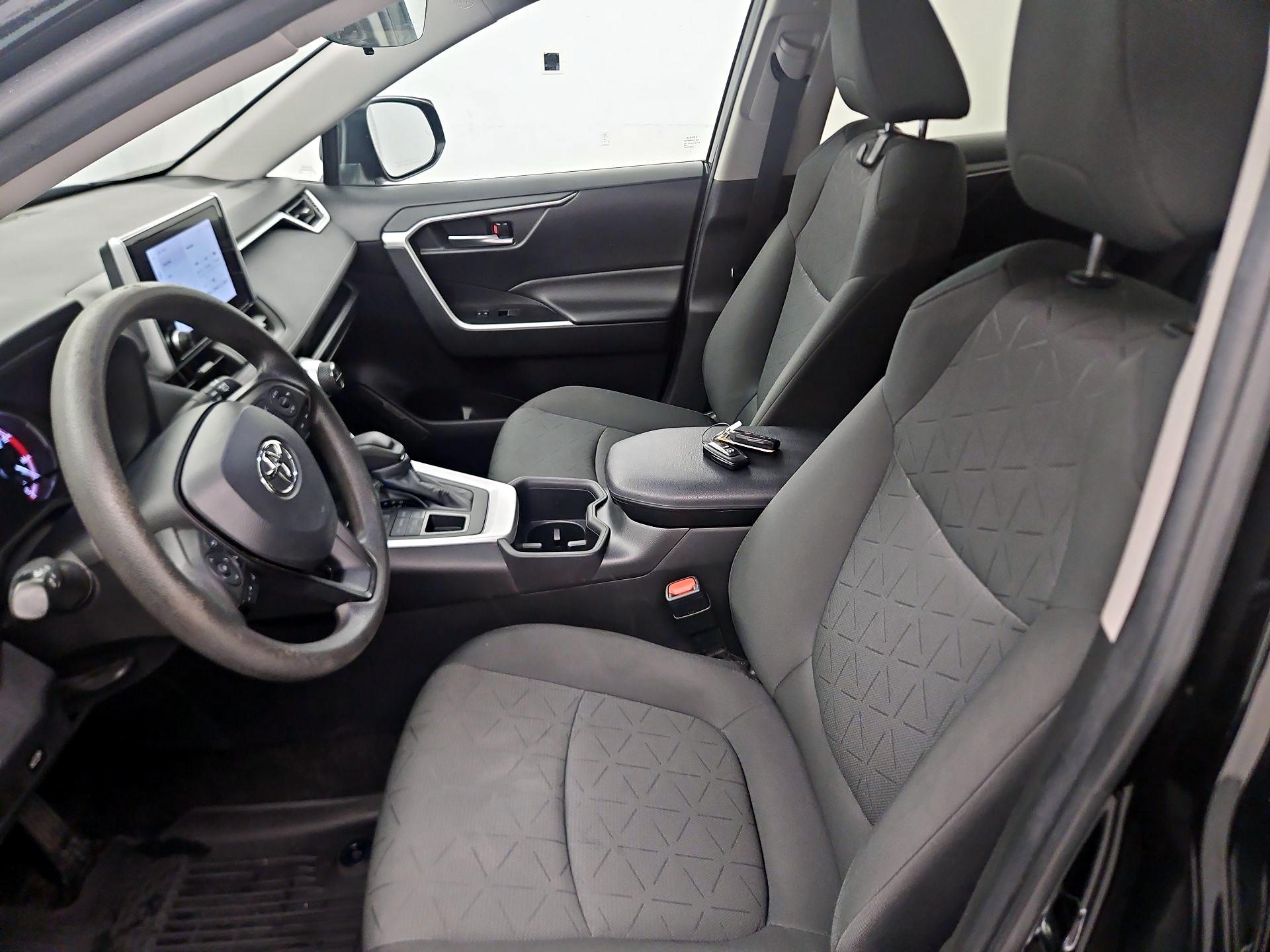 Thumbnail: 2023 Toyota RAV4 - 11