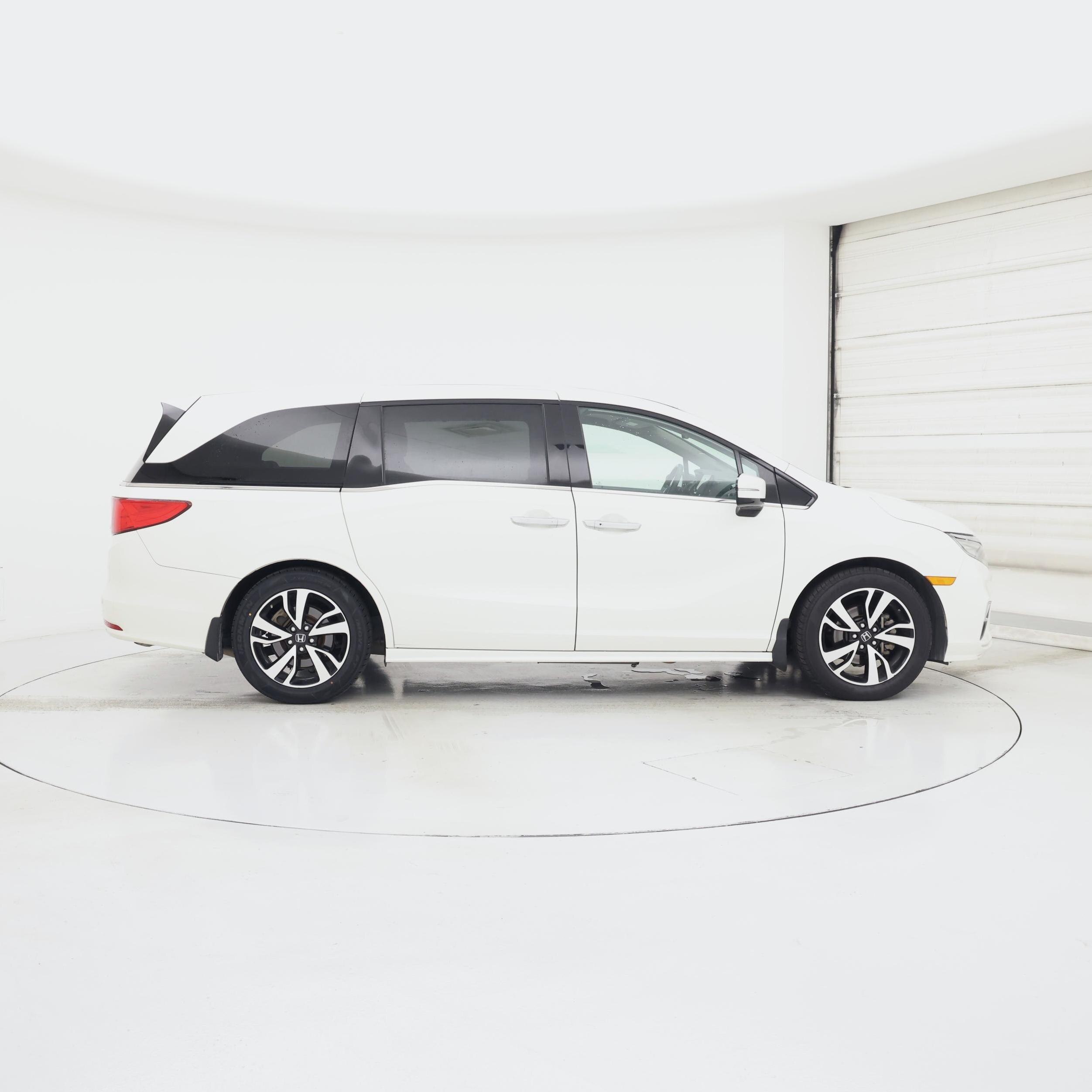 Thumbnail: 2019 Honda Odyssey - 7