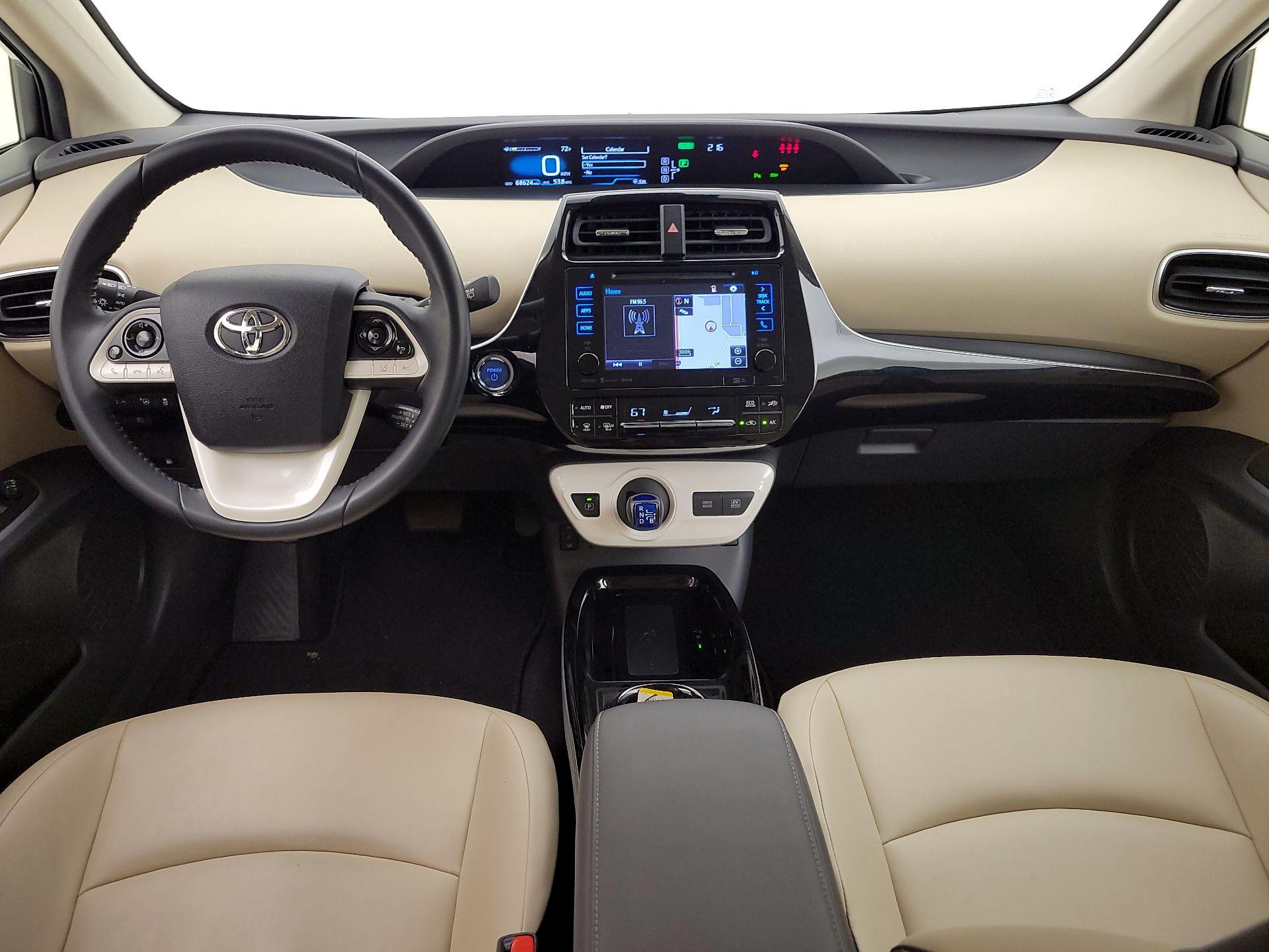 Thumbnail: 2017 Toyota Prius - 9