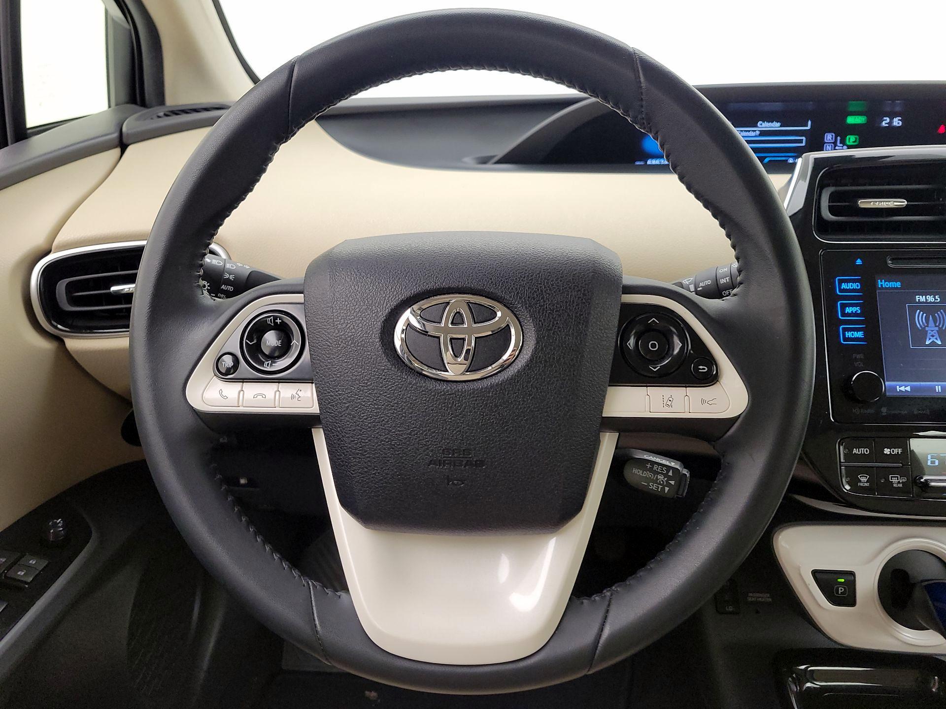 Thumbnail: 2017 Toyota Prius - 10