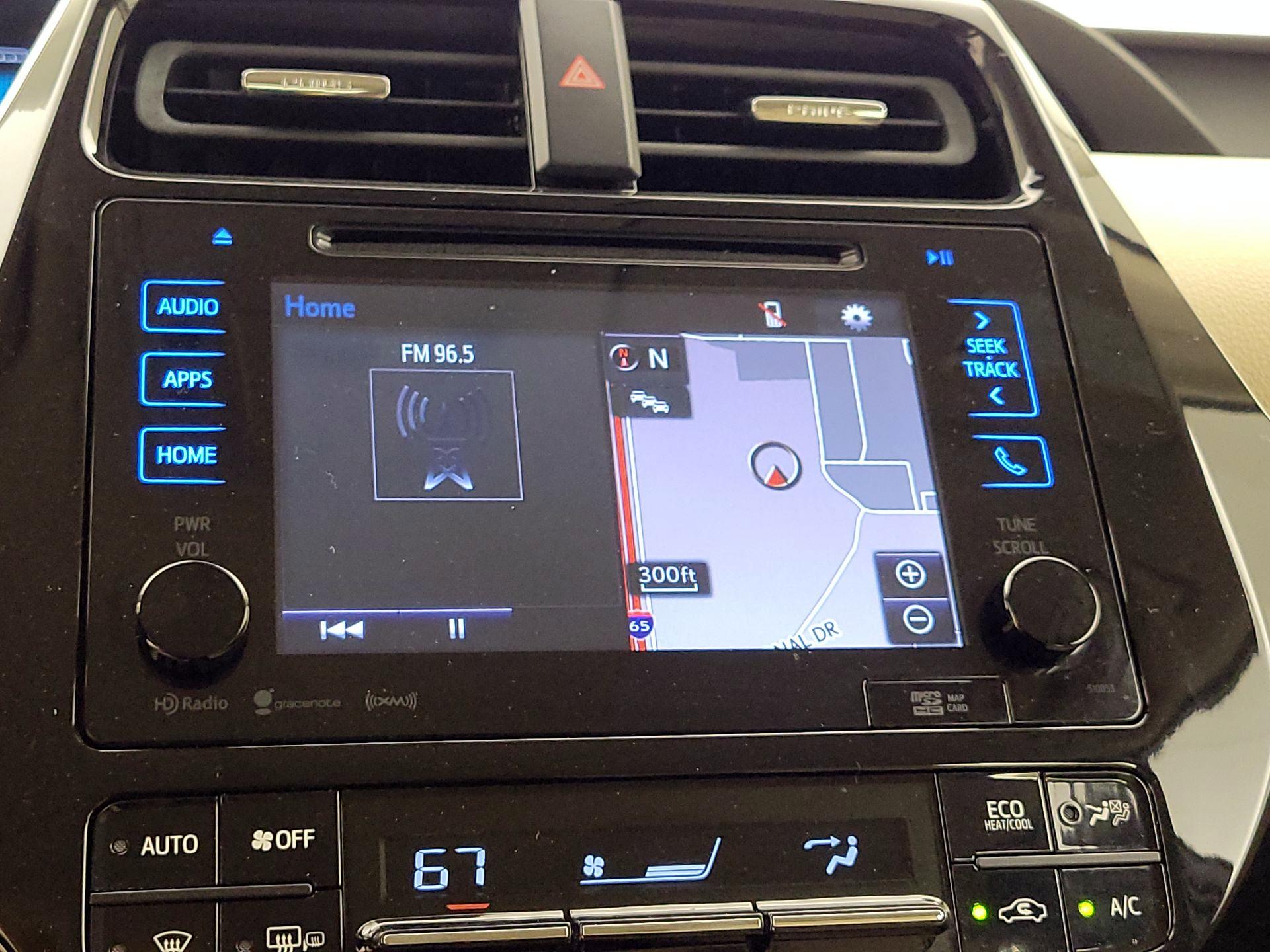 Thumbnail: 2017 Toyota Prius - 15