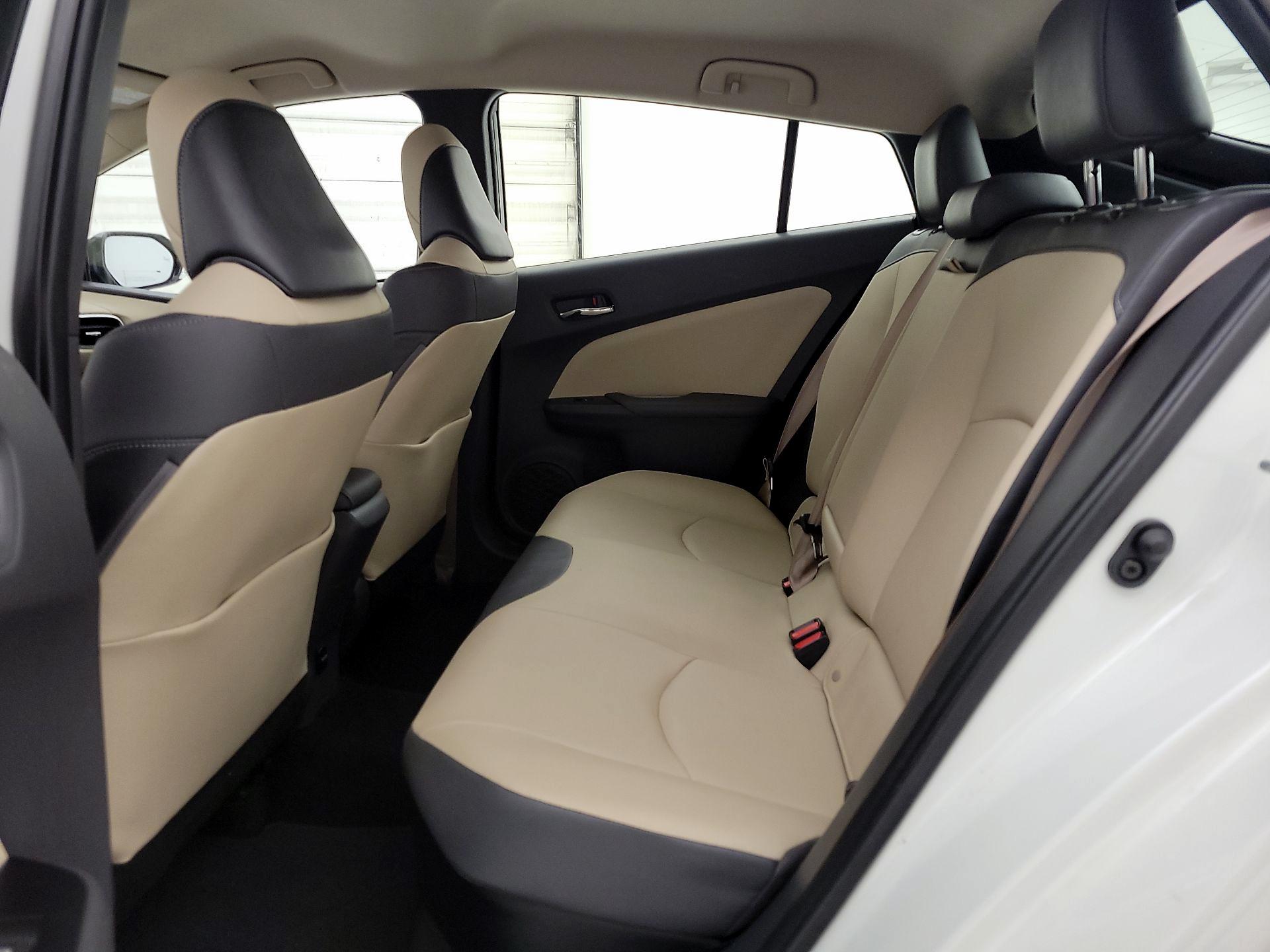 Thumbnail: 2017 Toyota Prius - 19