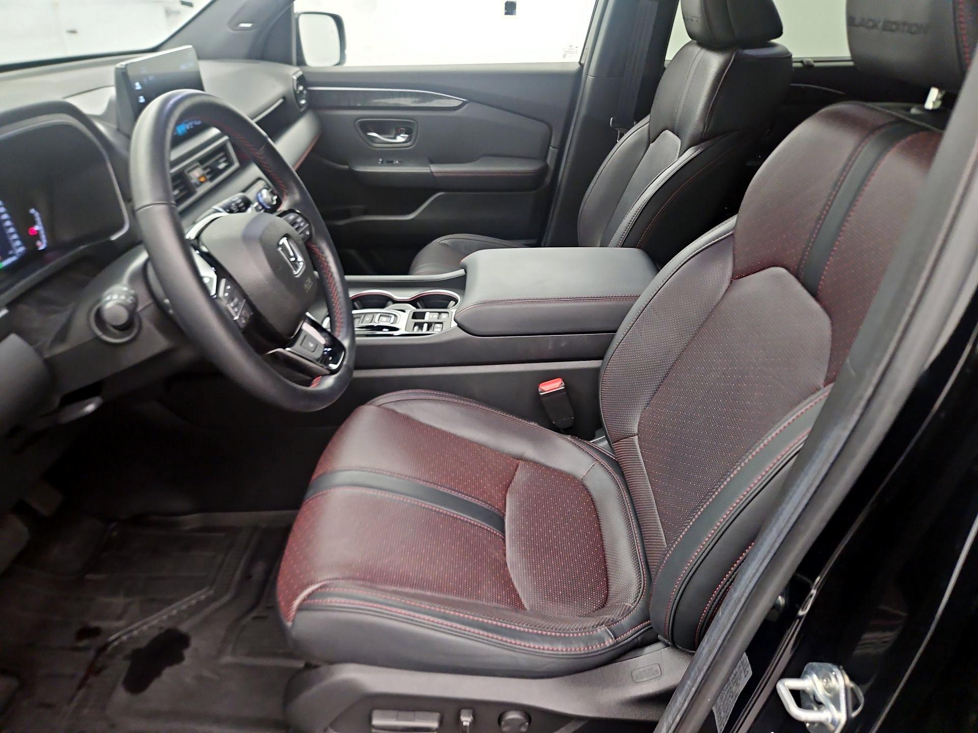 Thumbnail: 2025 Honda Pilot - 11