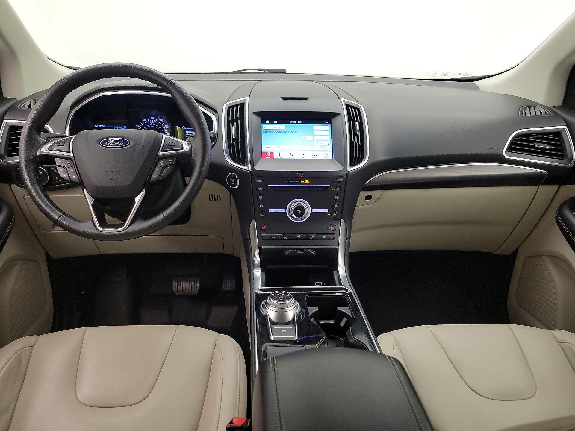 Thumbnail: 2019 Ford Edge - 9