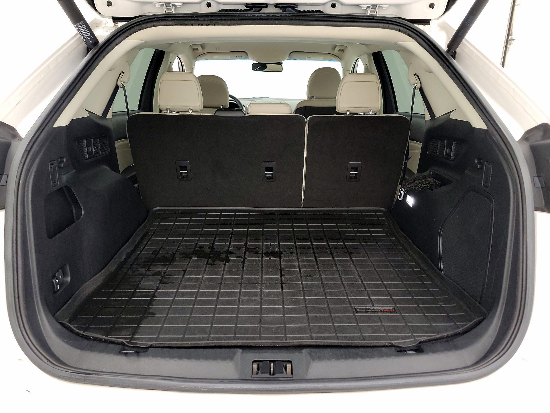 Thumbnail: 2019 Ford Edge - 20