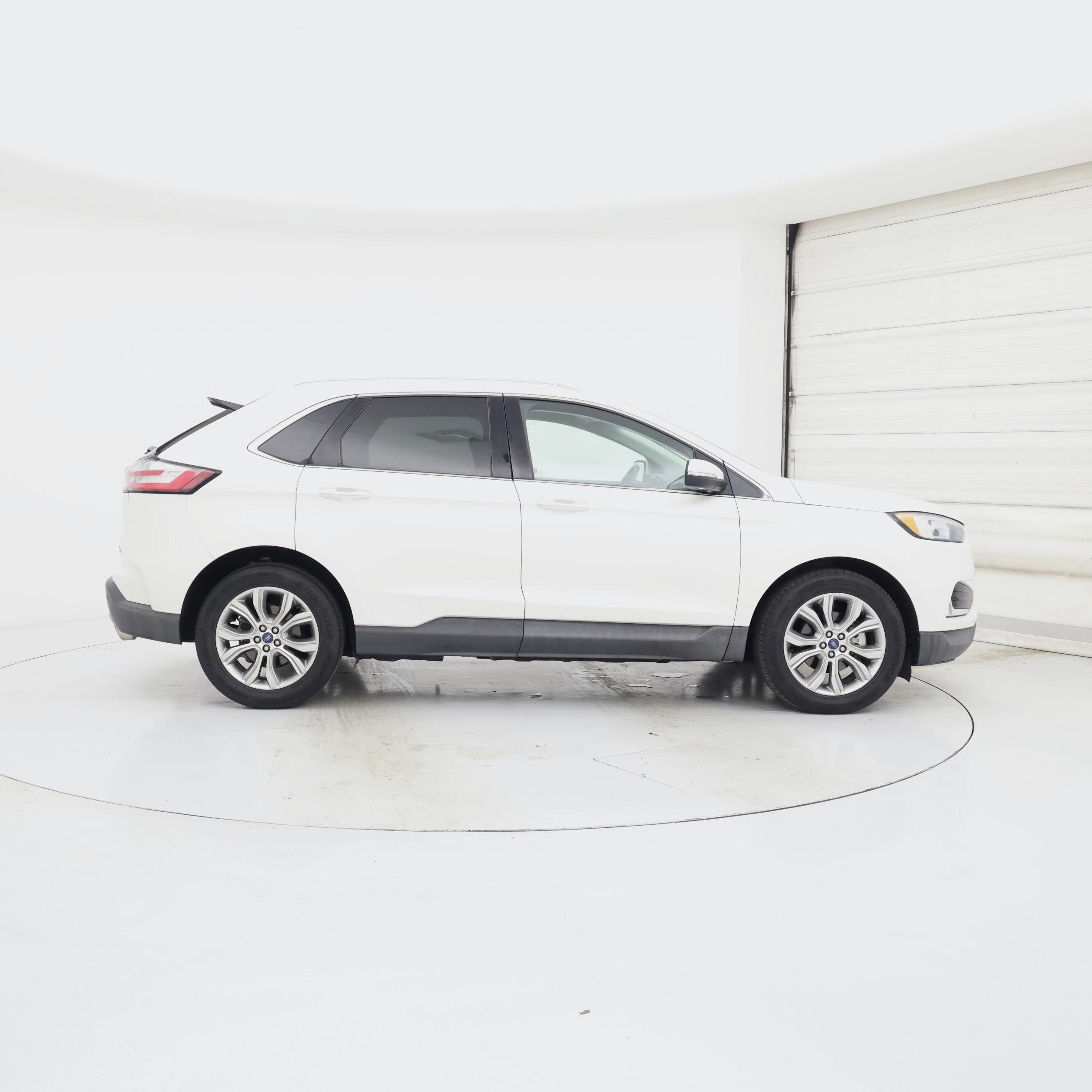 Thumbnail: 2019 Ford Edge - 7