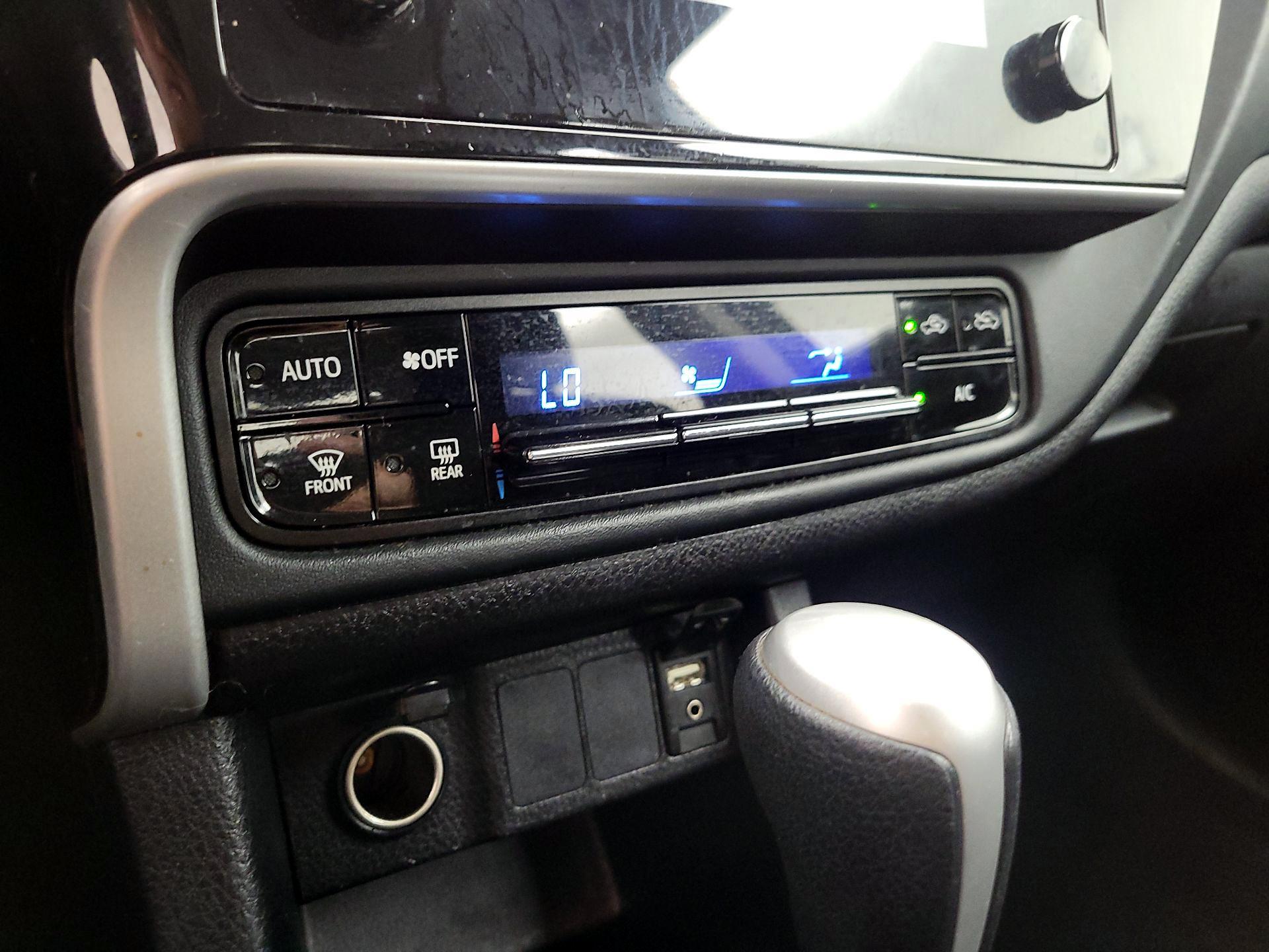 Thumbnail: 2018 Toyota Corolla - 14