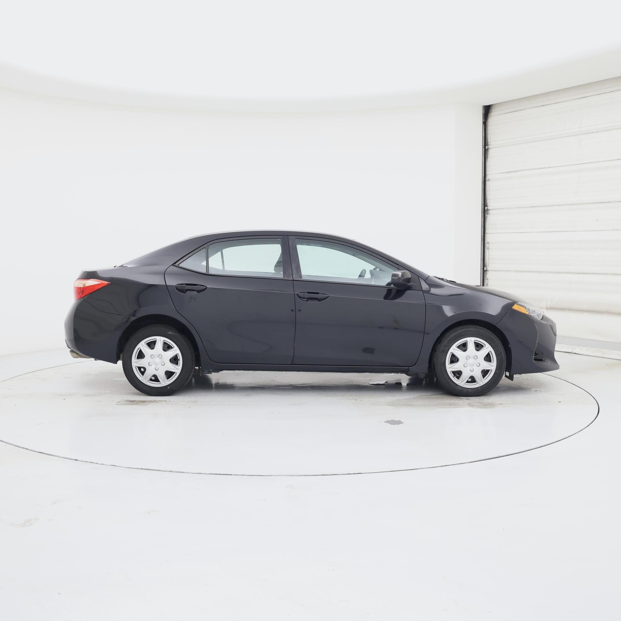 Thumbnail: 2018 Toyota Corolla - 7